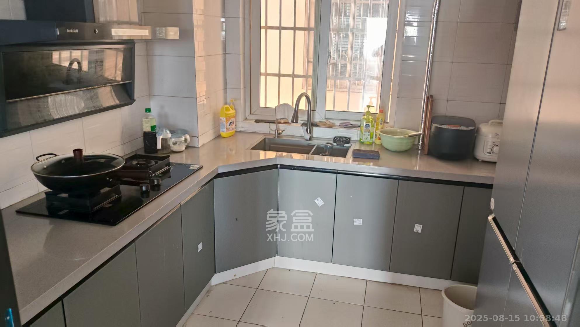 开源鑫阁 4室2厅2卫 3200.0元/月 开源鑫阁 4室2厅2卫 3200.0元/月室内图