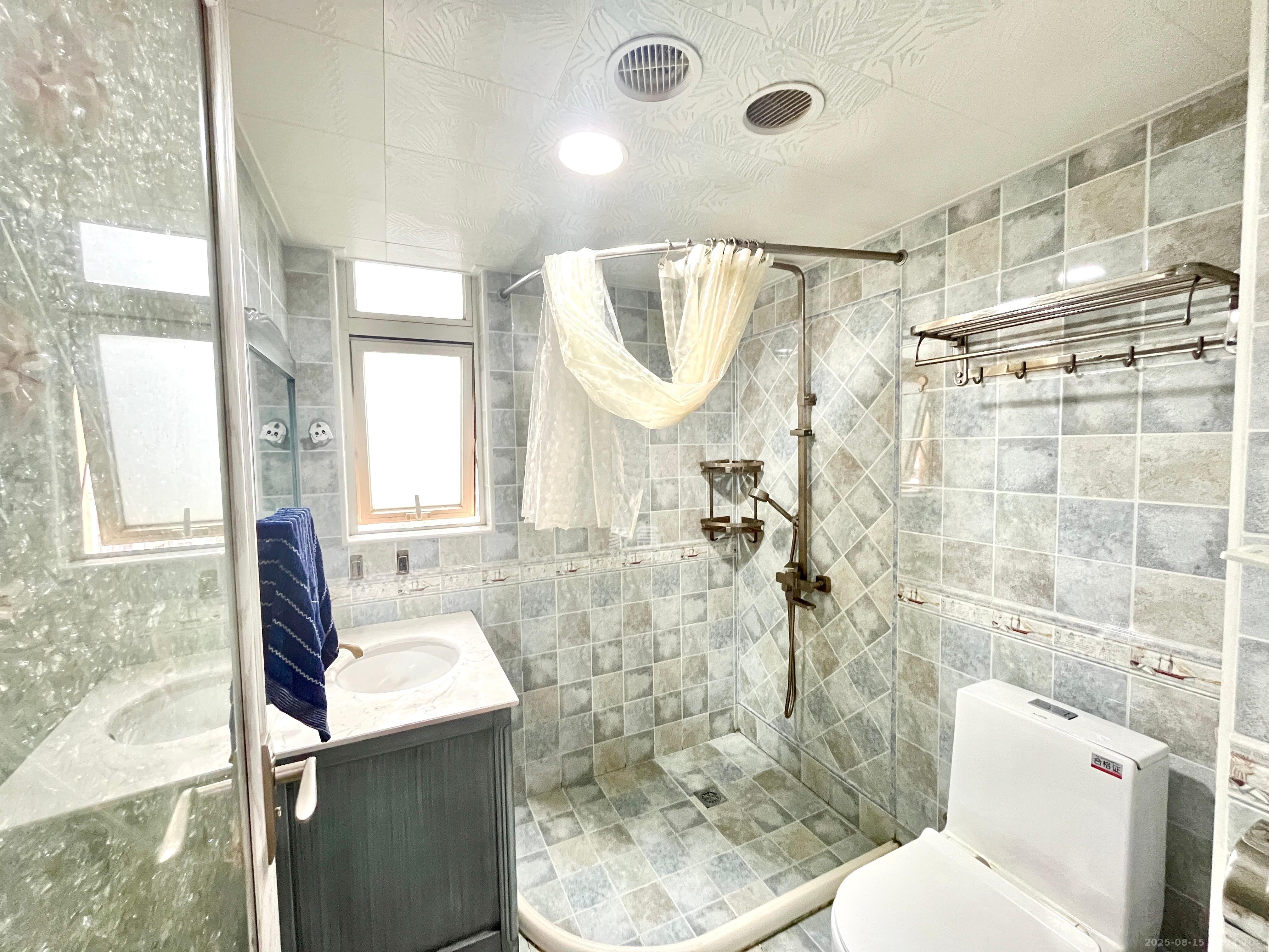 北辰三角洲E3区  3室2厅2卫    3600.0元/月室内图