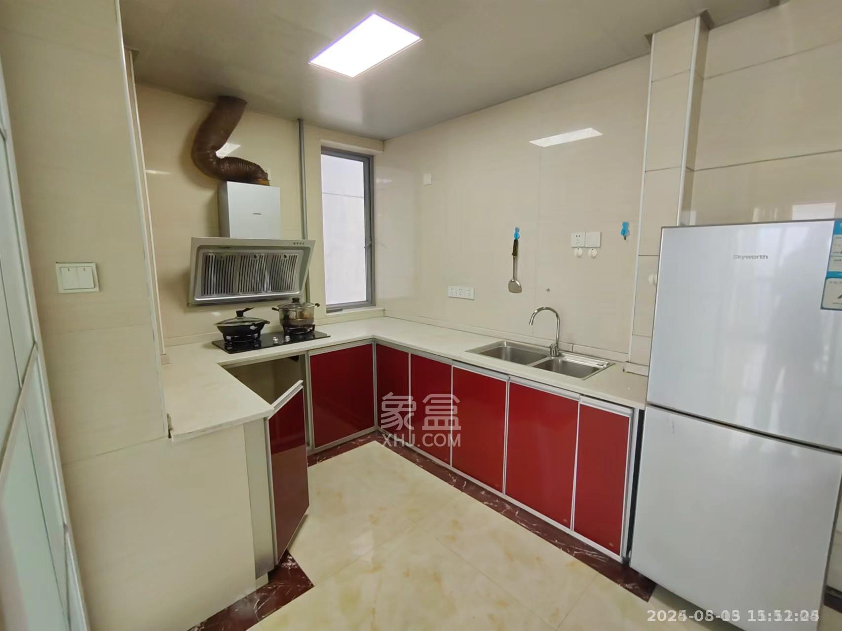 文化园三期 3室2厅2卫 1800.0元/月 文化园三期 3室2厅2卫 1800.0元/月室内图