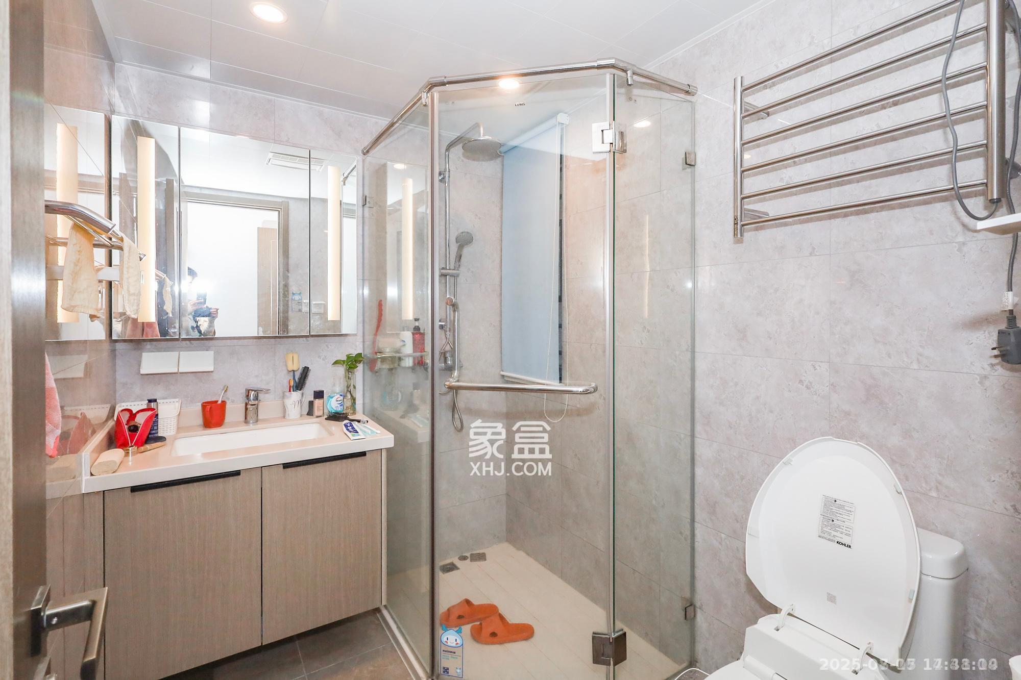 龙湖铂金中心(龙湖春江郦城) 3室2厅2卫 5000.0元/月 龙湖铂金中心(龙湖春江郦城) 3室2厅2卫 5000.0元/月室内图