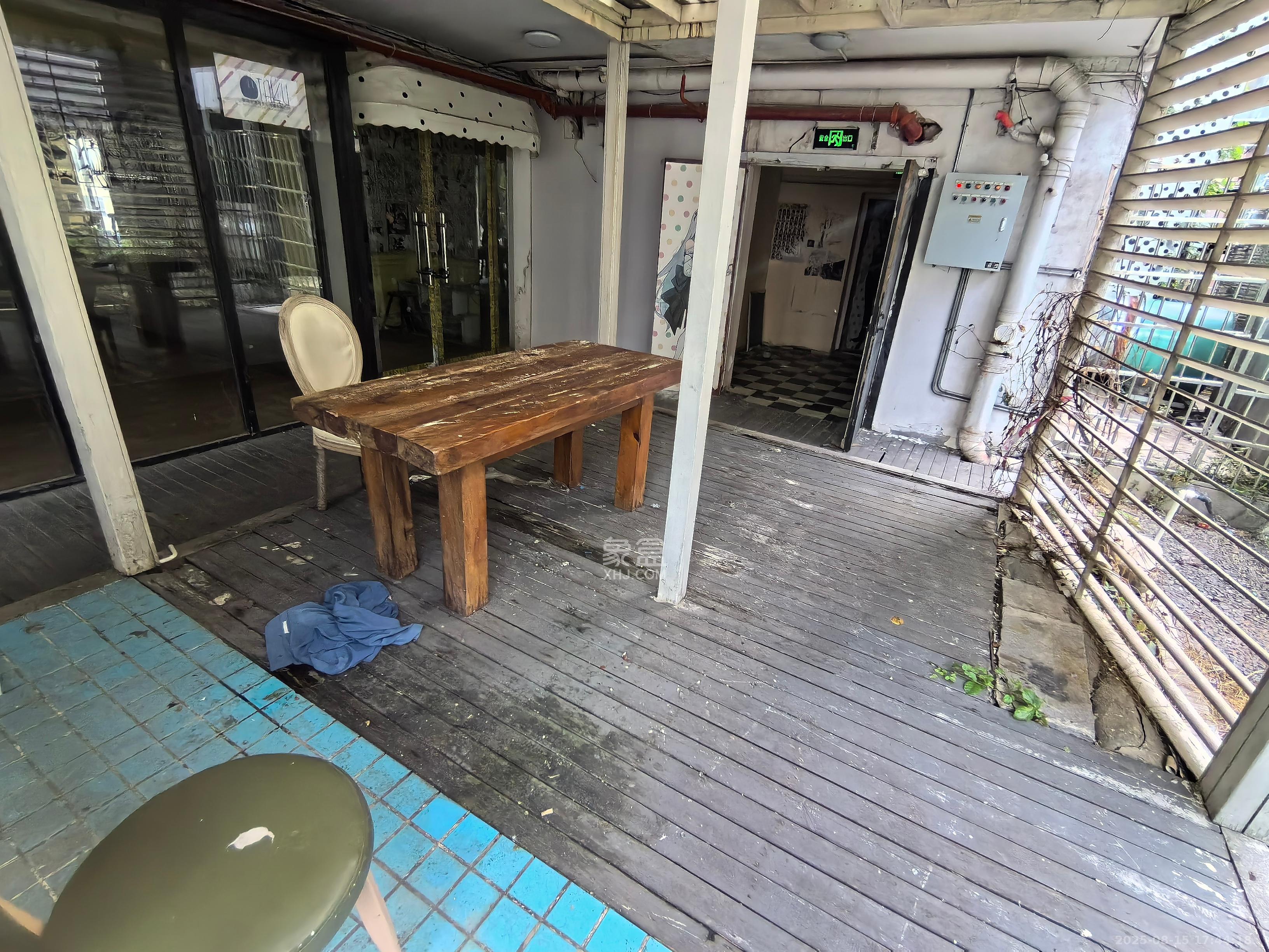 城市生活家   220.0㎡     6500.00元/月室内图