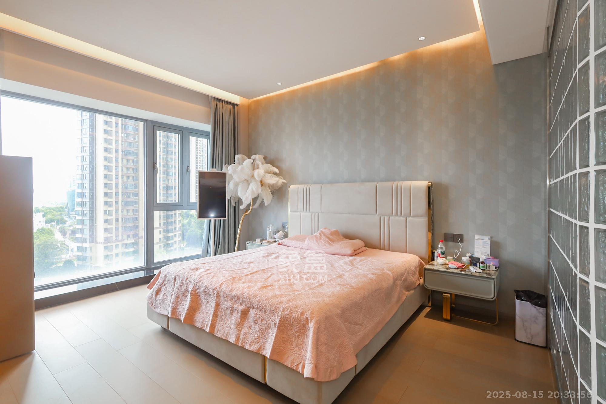 保利天禧C区  4室2厅2卫    548.0万 保利天禧C区  4室2厅2卫    548.0万卧室