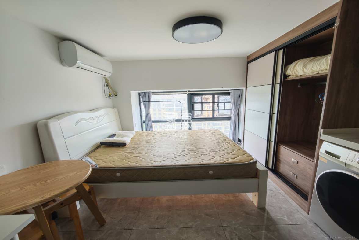 弘坤云寓 1室1厅1卫 1500.0元/月 弘坤云寓 1室1厅1卫 1500.0元/月室内图