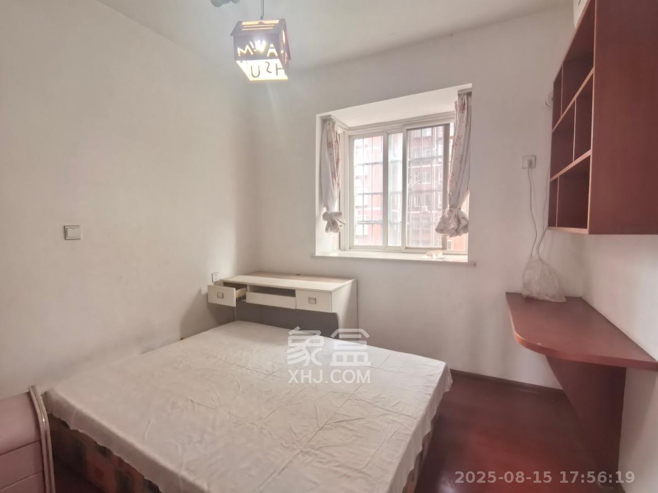 东城名苑  3室2厅2卫    1500.0元/月 东城名苑  3室2厅2卫    1500.0元/月室内图