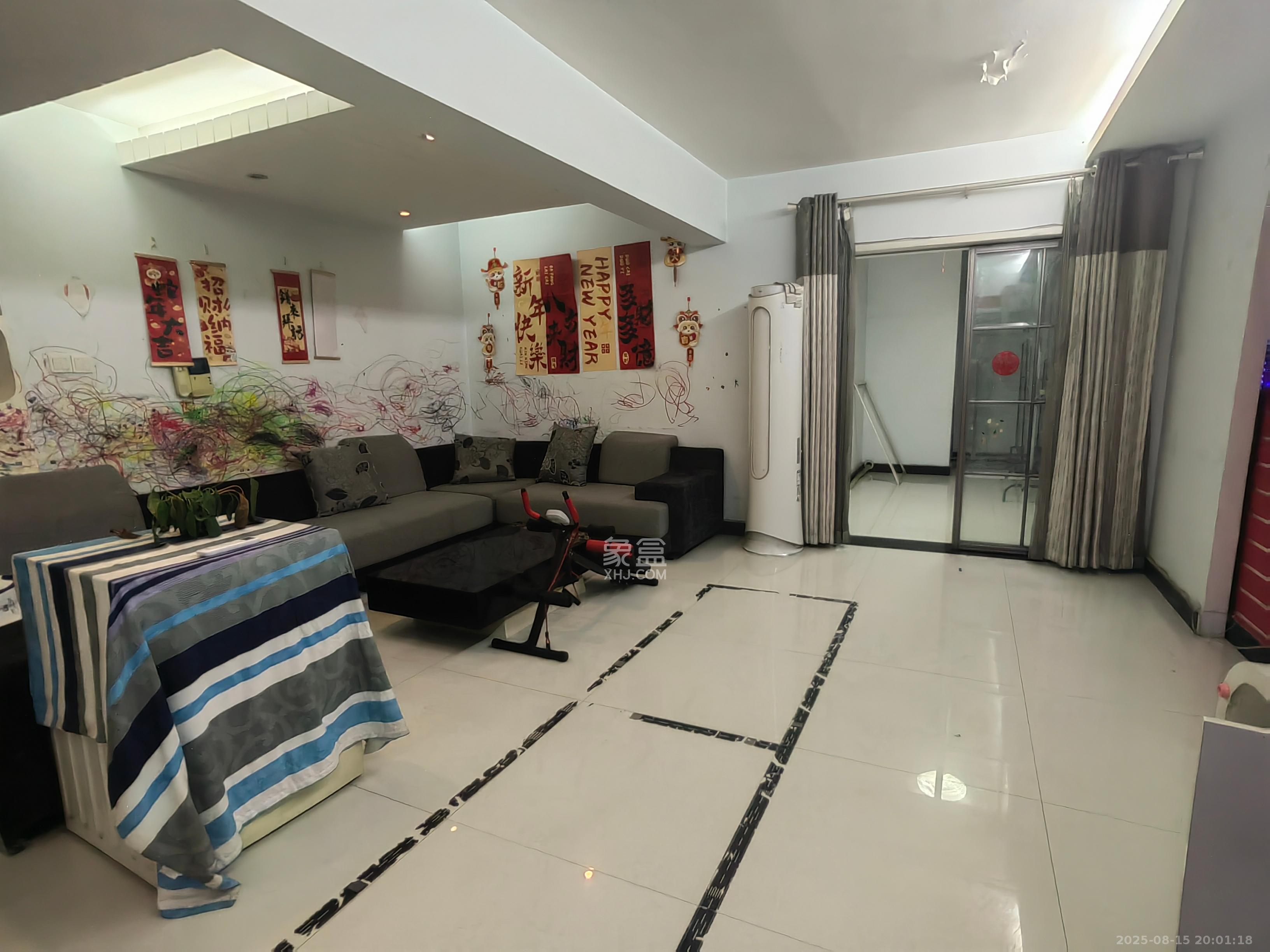 鑫兴佳园 3室2厅1卫 2900.0元/月 鑫兴佳园 3室2厅1卫 2900.0元/月室内图