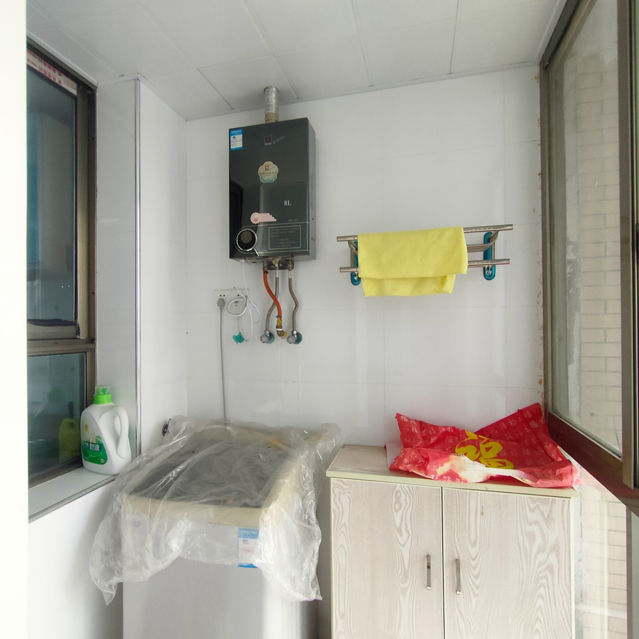 一品恒城 1室1厅1卫 23.7万 一品恒城 1室1厅1卫 23.7万客厅