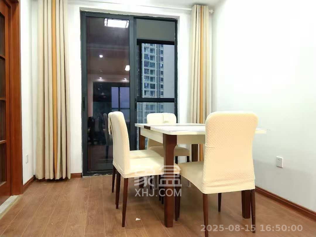 中建梅溪湖中心  4室2厅1卫   4200.00元/月室内图