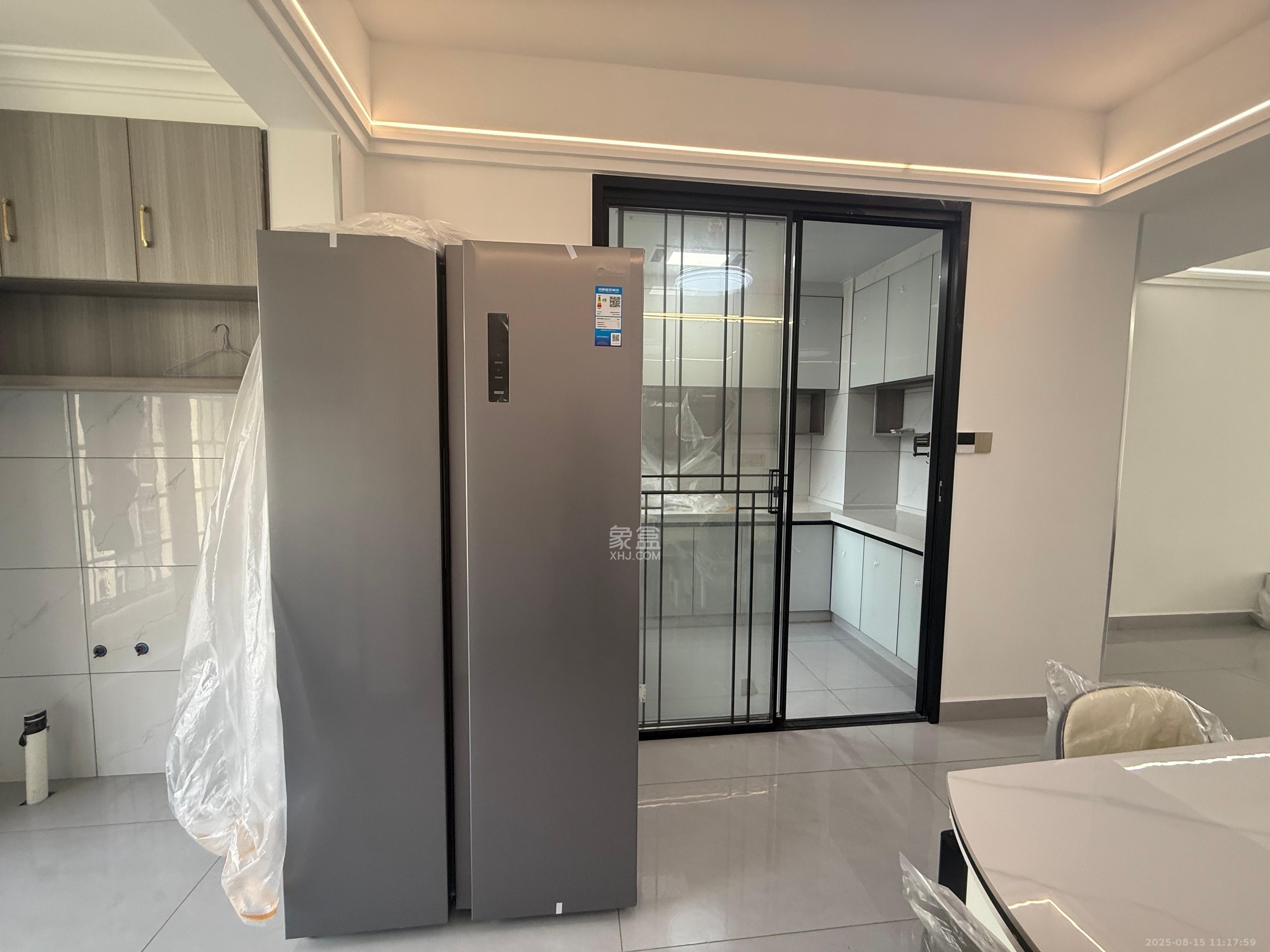 真人桥家园二期  3室2厅2卫    2200.0元/月室内图