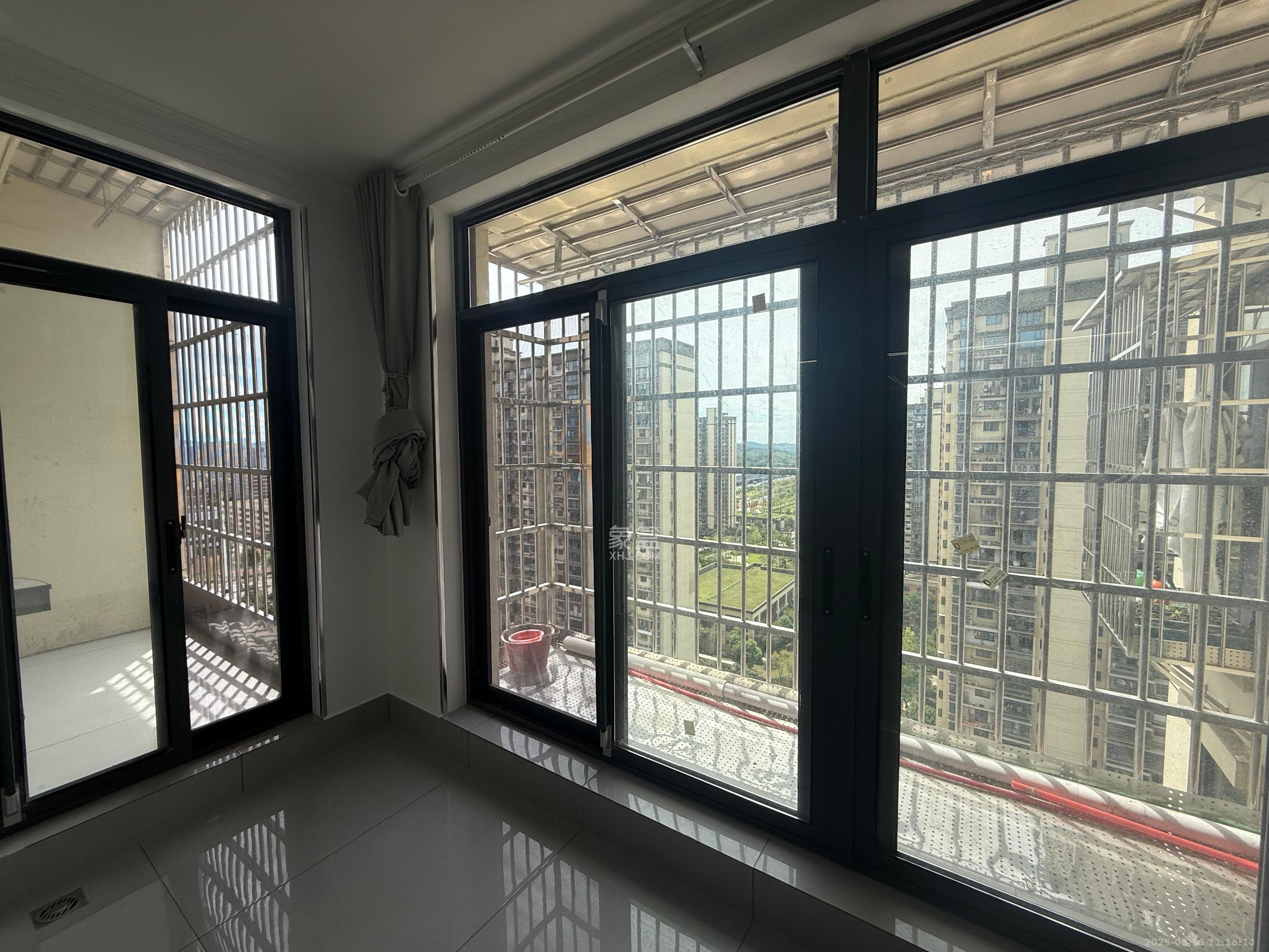 真人桥家园二期 3室2厅2卫 2200.0元/月 真人桥家园二期 3室2厅2卫 2200.0元/月室内图