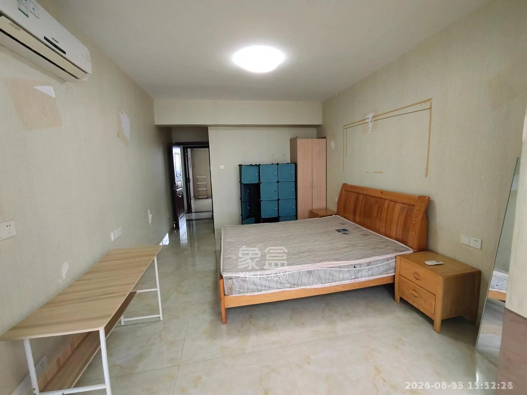 文化园三期 3室2厅2卫 1800.0元/月 文化园三期 3室2厅2卫 1800.0元/月室内图