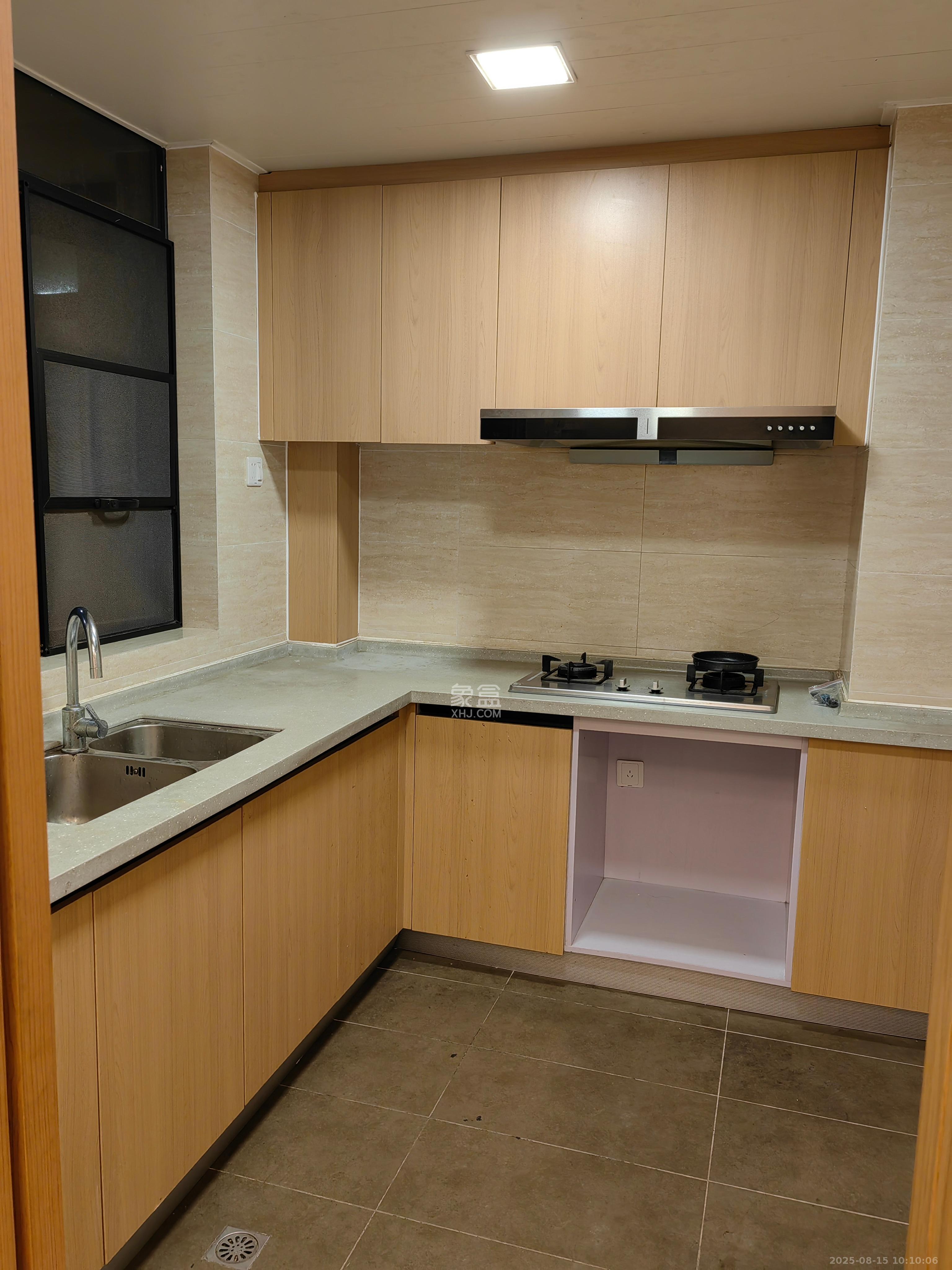 幸福考拉789  3室2厅2卫   2320.00元/月室内图