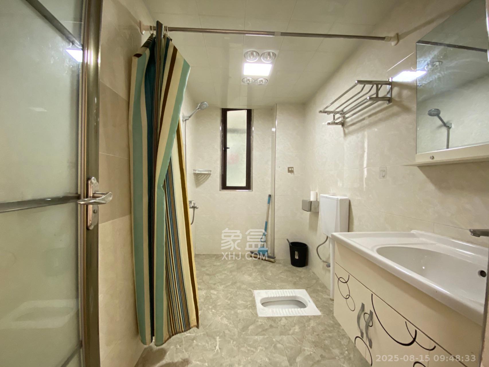 大鸿杰座  3室2厅2卫    3000.0元/月 大鸿杰座  3室2厅2卫    3000.0元/月室内图