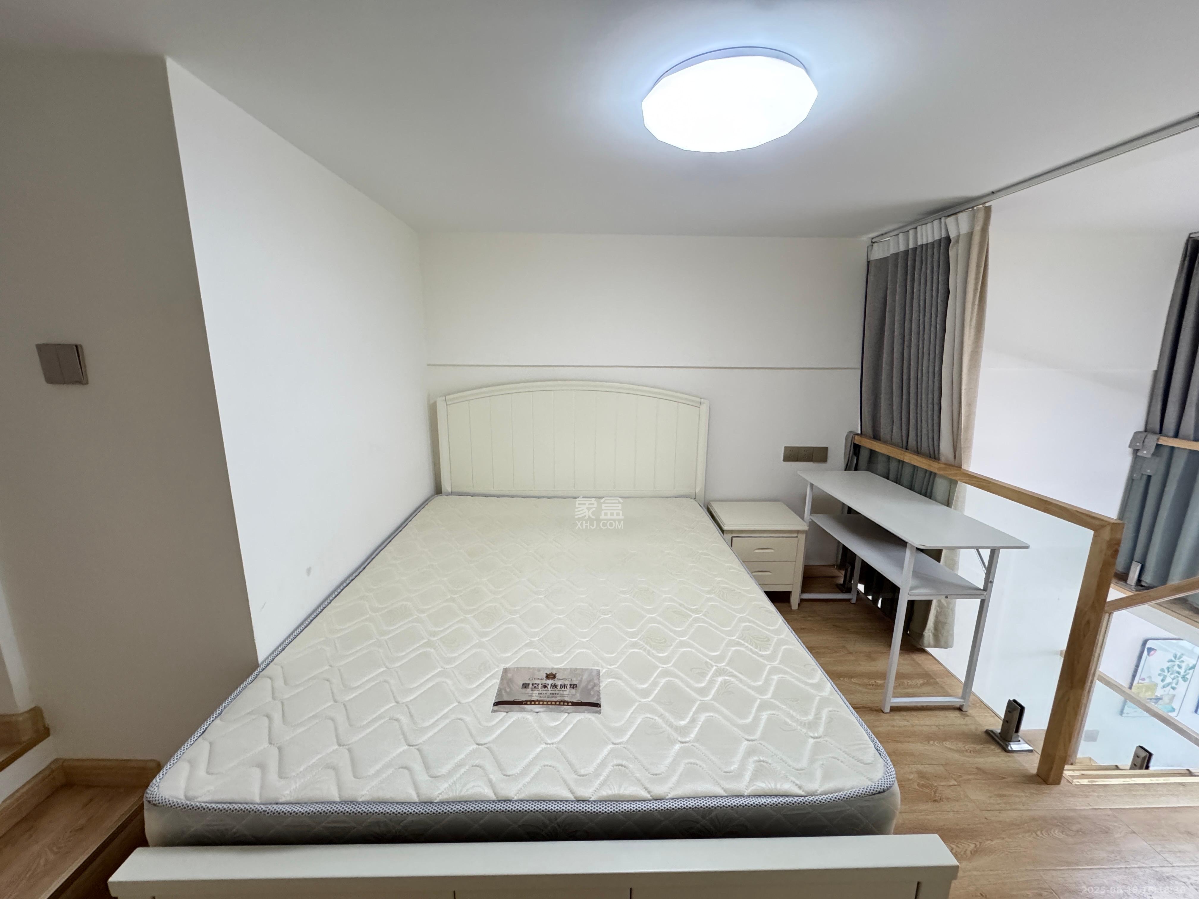 保利天禧EF区  2室1厅1卫    2200.0元/月 保利天禧EF区  2室1厅1卫    2200.0元/月室内图