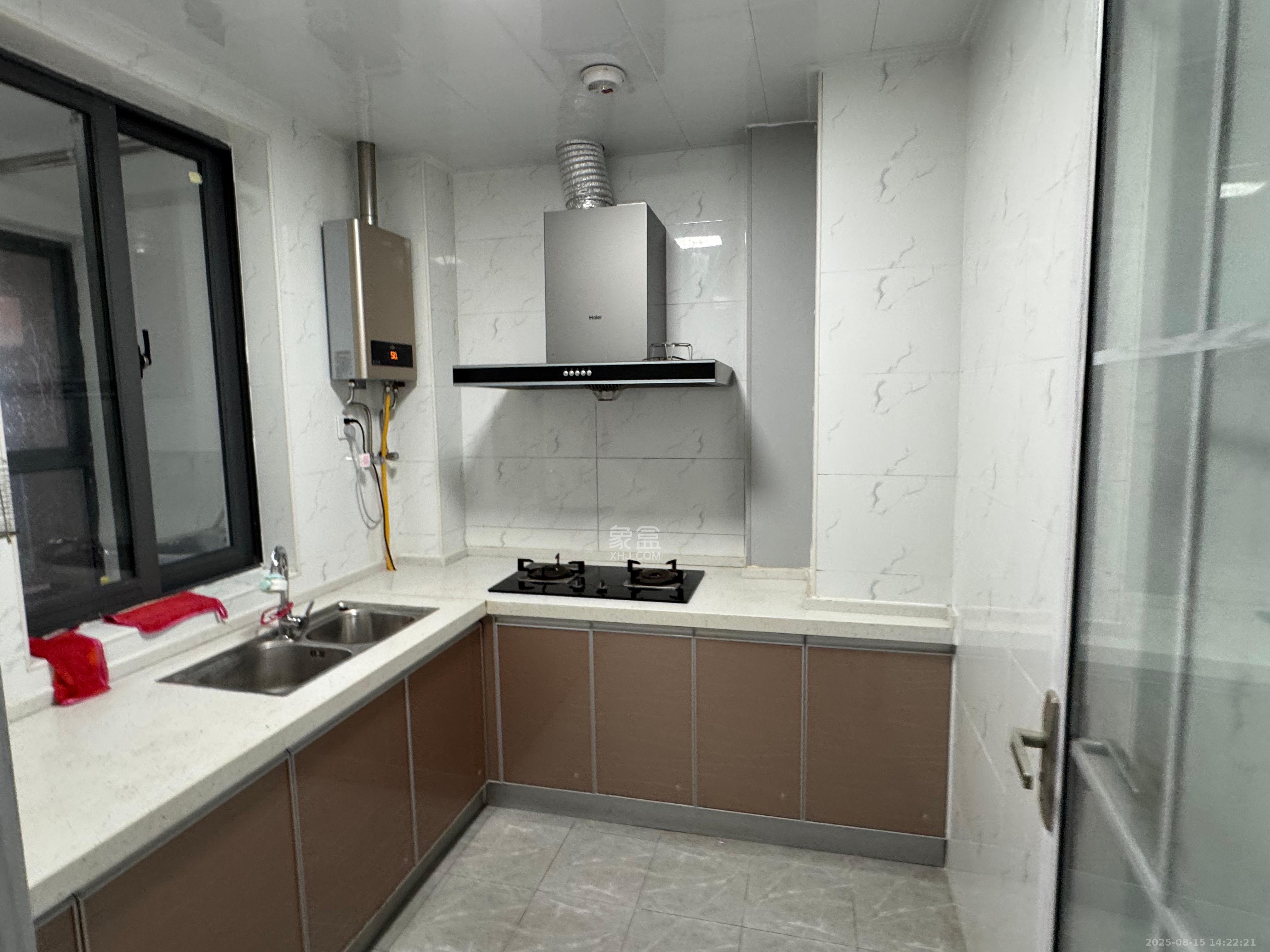 半山壹号 3室2厅2卫 2600.0元/月 半山壹号 3室2厅2卫 2600.0元/月室内图