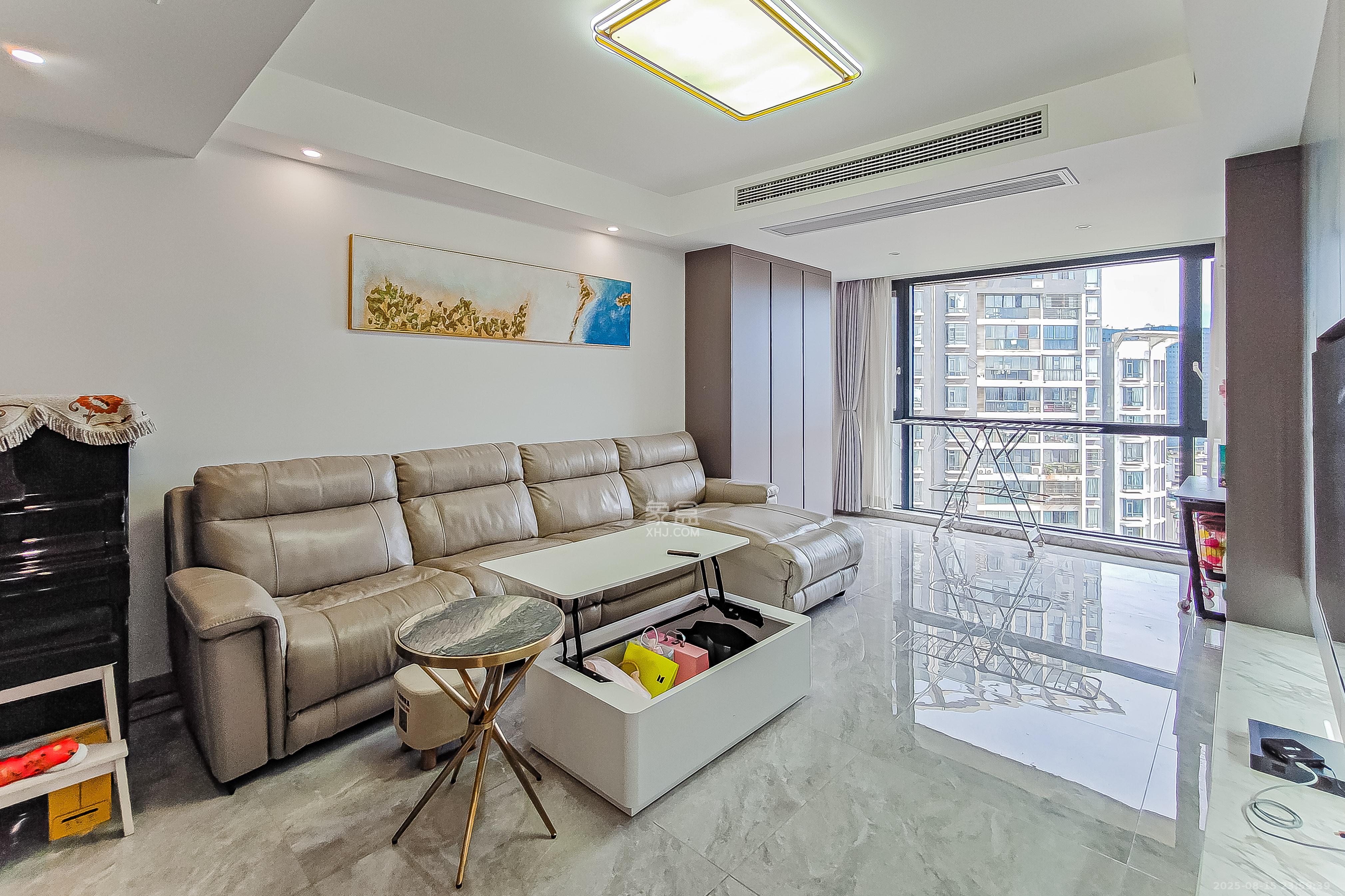 书院观邸  1室2厅1卫    198.0万 书院观邸  1室2厅1卫    198.0万