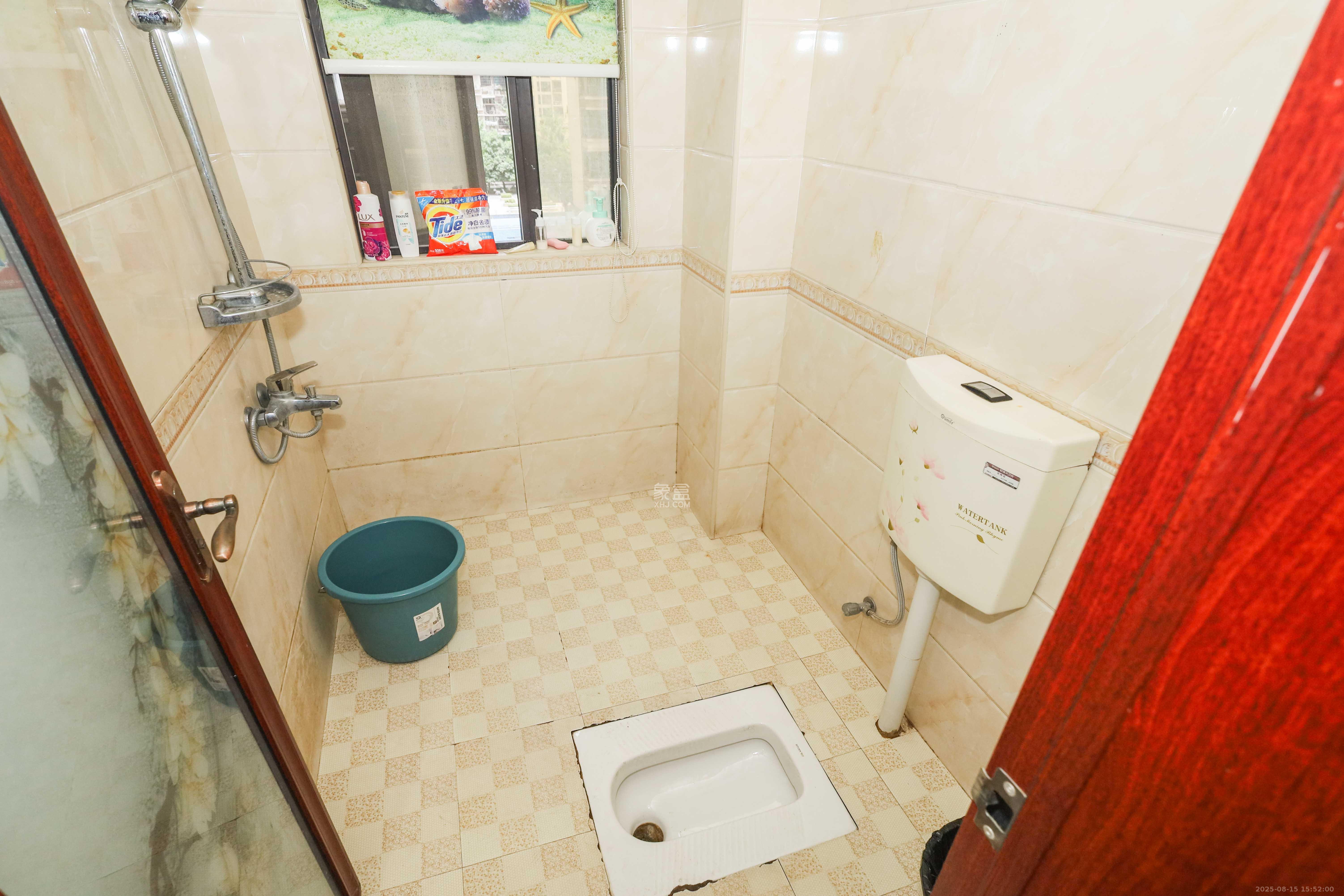 麓谷星辰  4室2厅2卫    120.0万 麓谷星辰  4室2厅2卫    120.0万卫生间