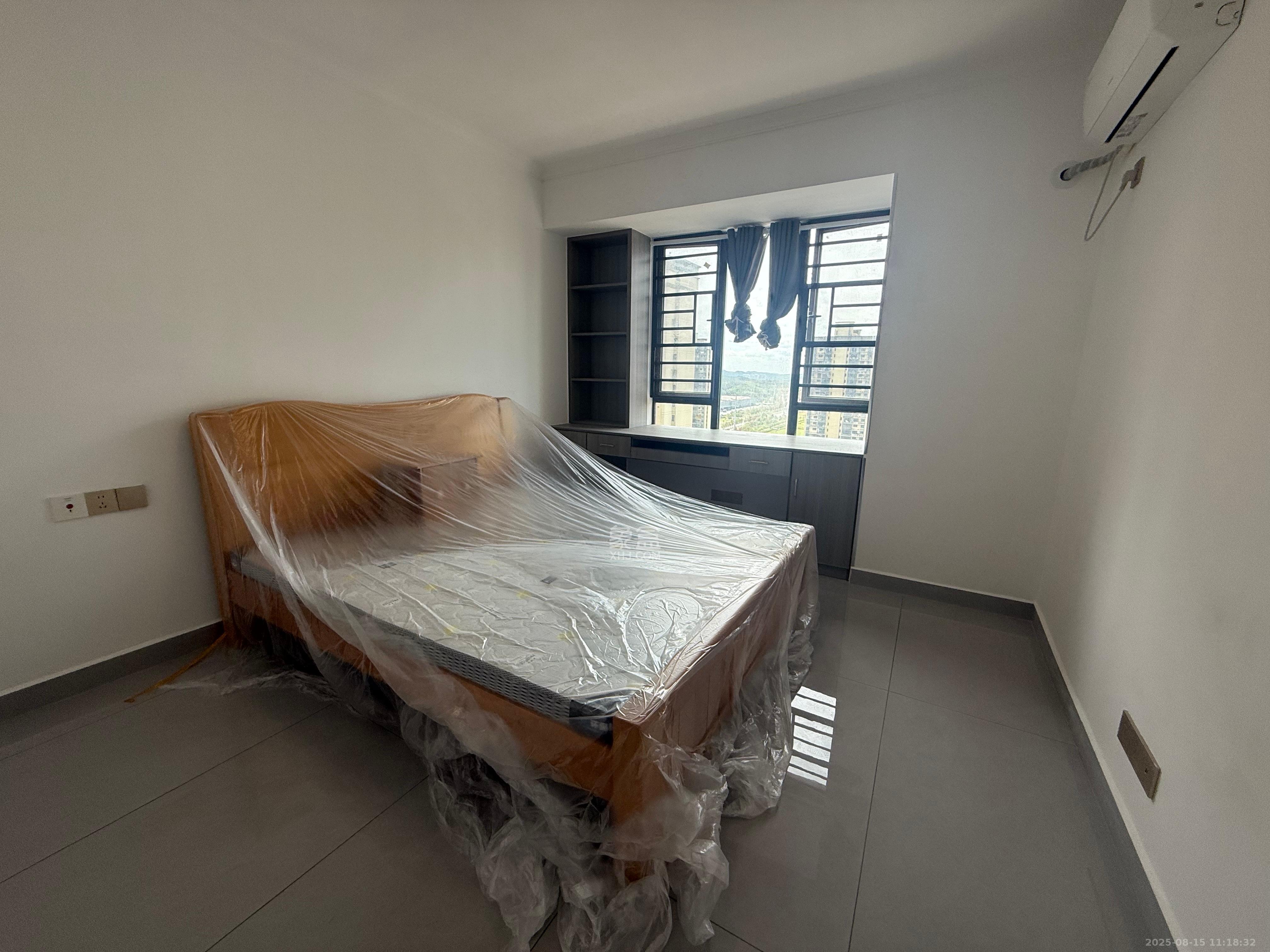 真人桥家园二期  3室2厅2卫    2200.0元/月室内图