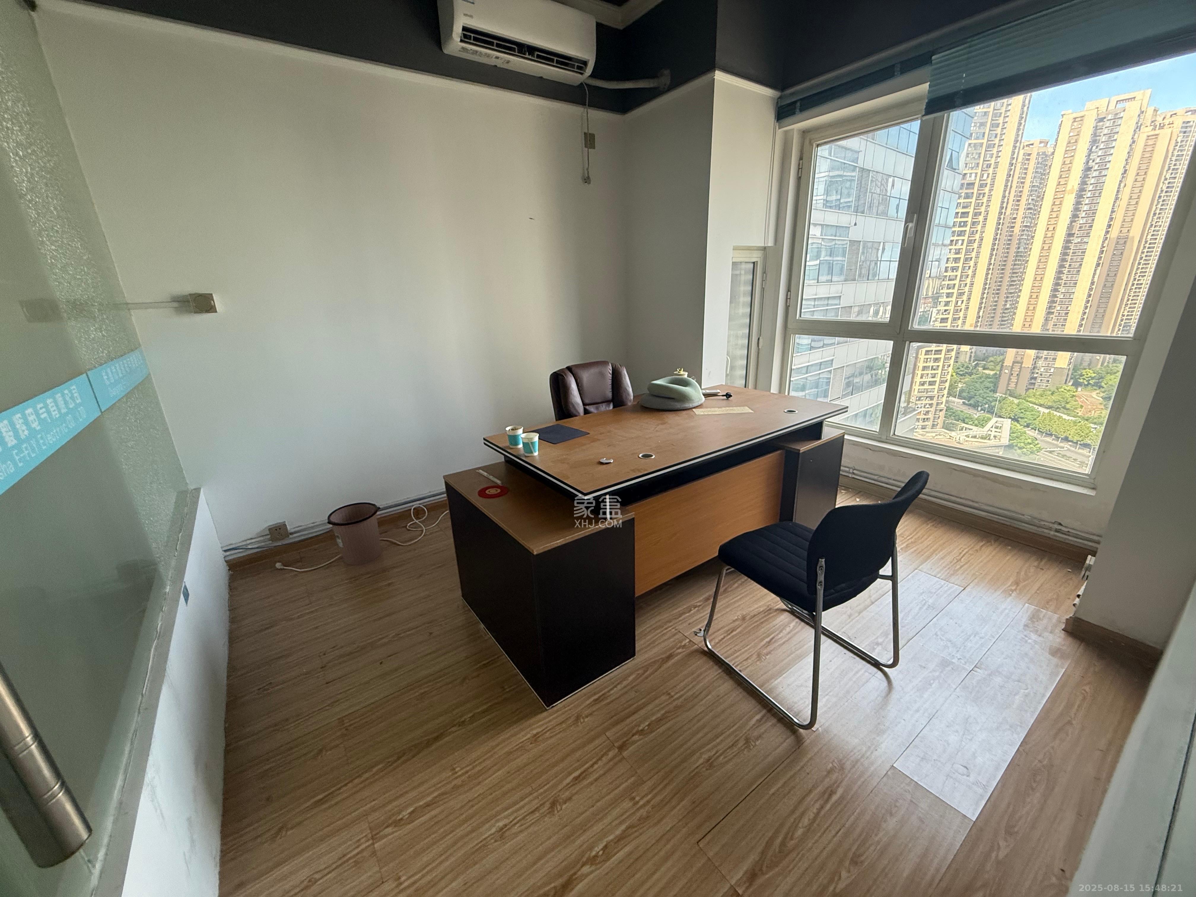 北辰三角洲B1E1区  1室1厅1卫    4300.0元/月室内图