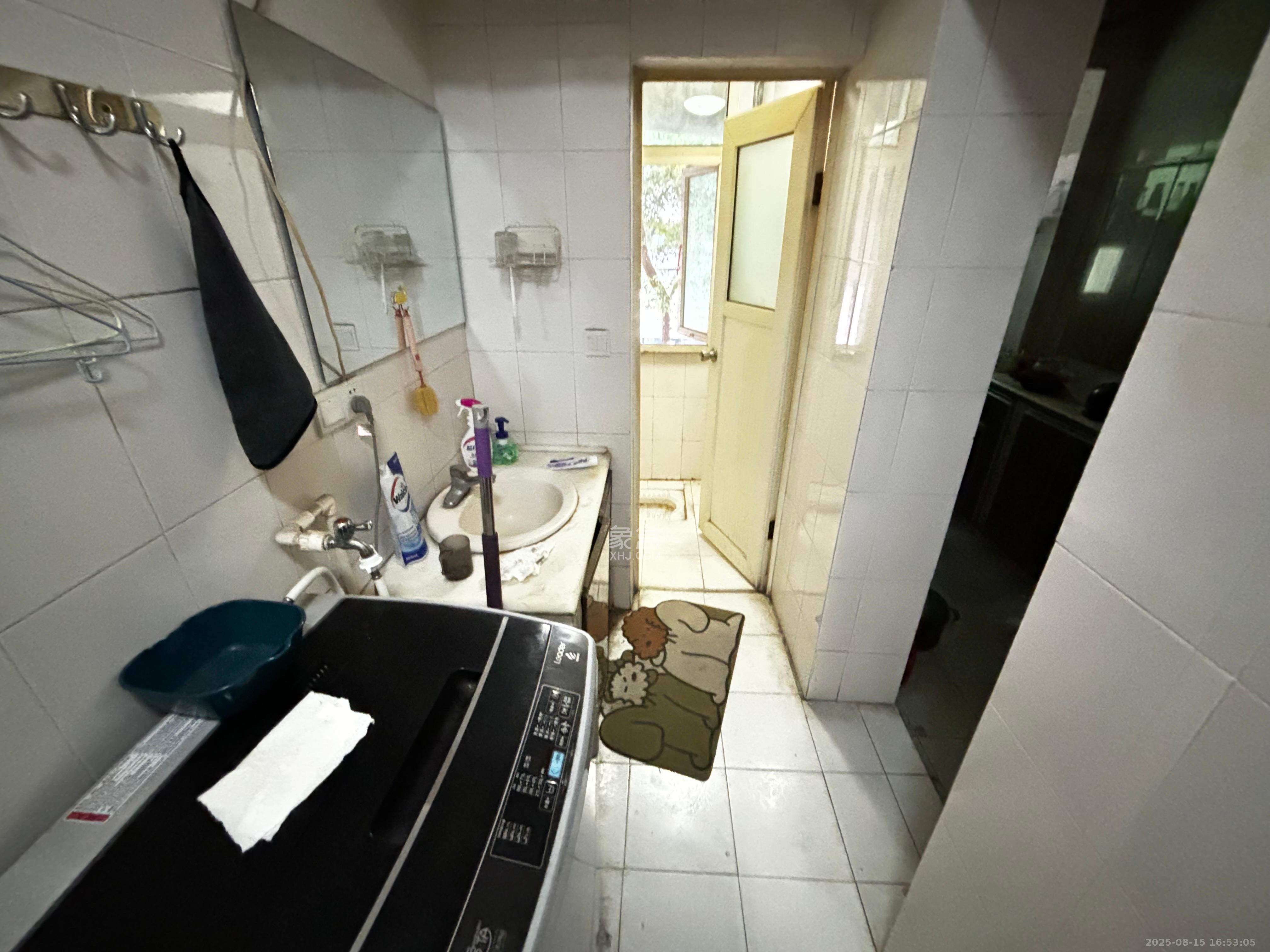 省旅游局宿舍 3室2厅2卫 2600.0元/月 省旅游局宿舍 3室2厅2卫 2600.0元/月室内图