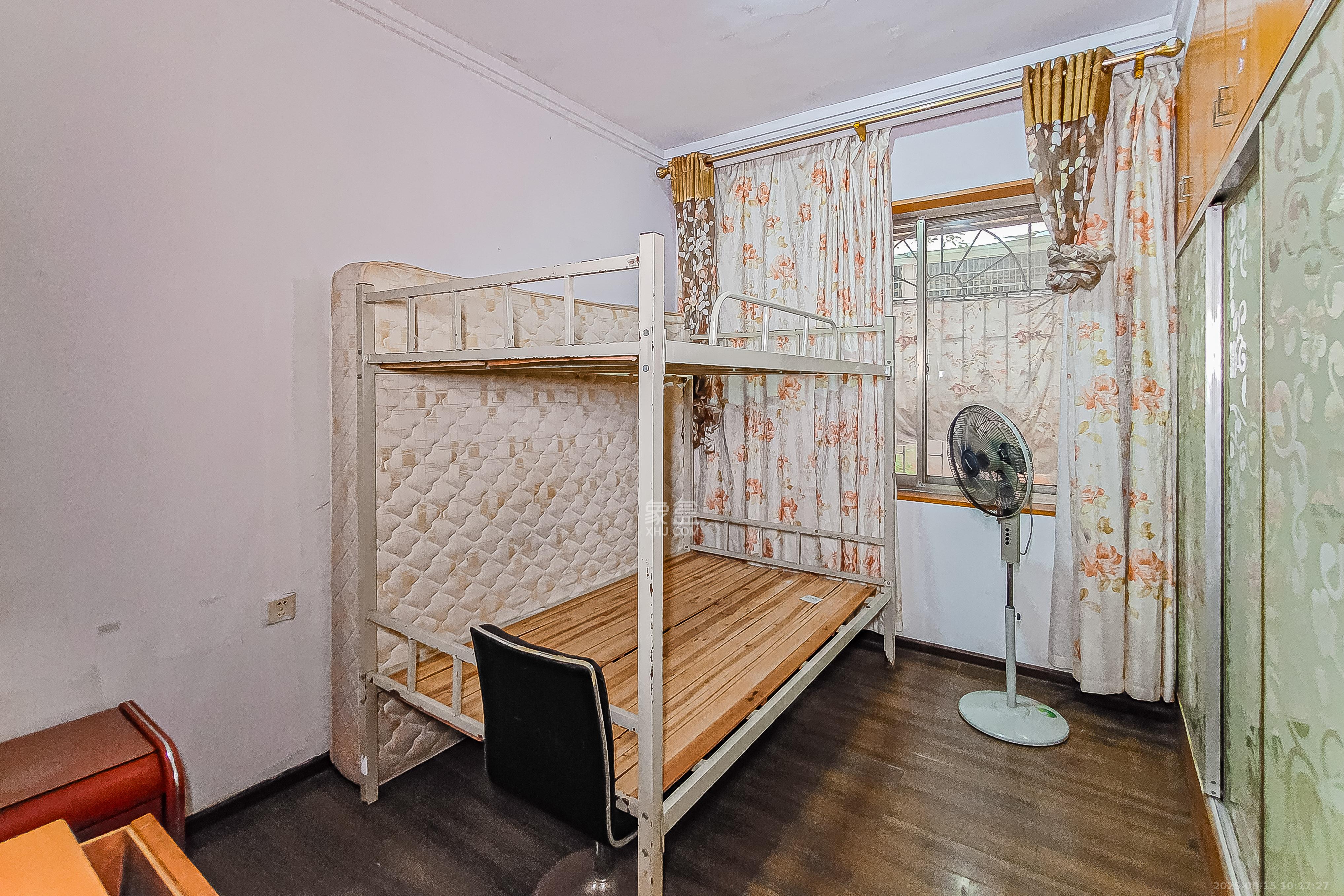 省儿童医院单位宿舍 2室2厅1卫 2000.0元/月 省儿童医院单位宿舍 2室2厅1卫 2000.0元/月室内图