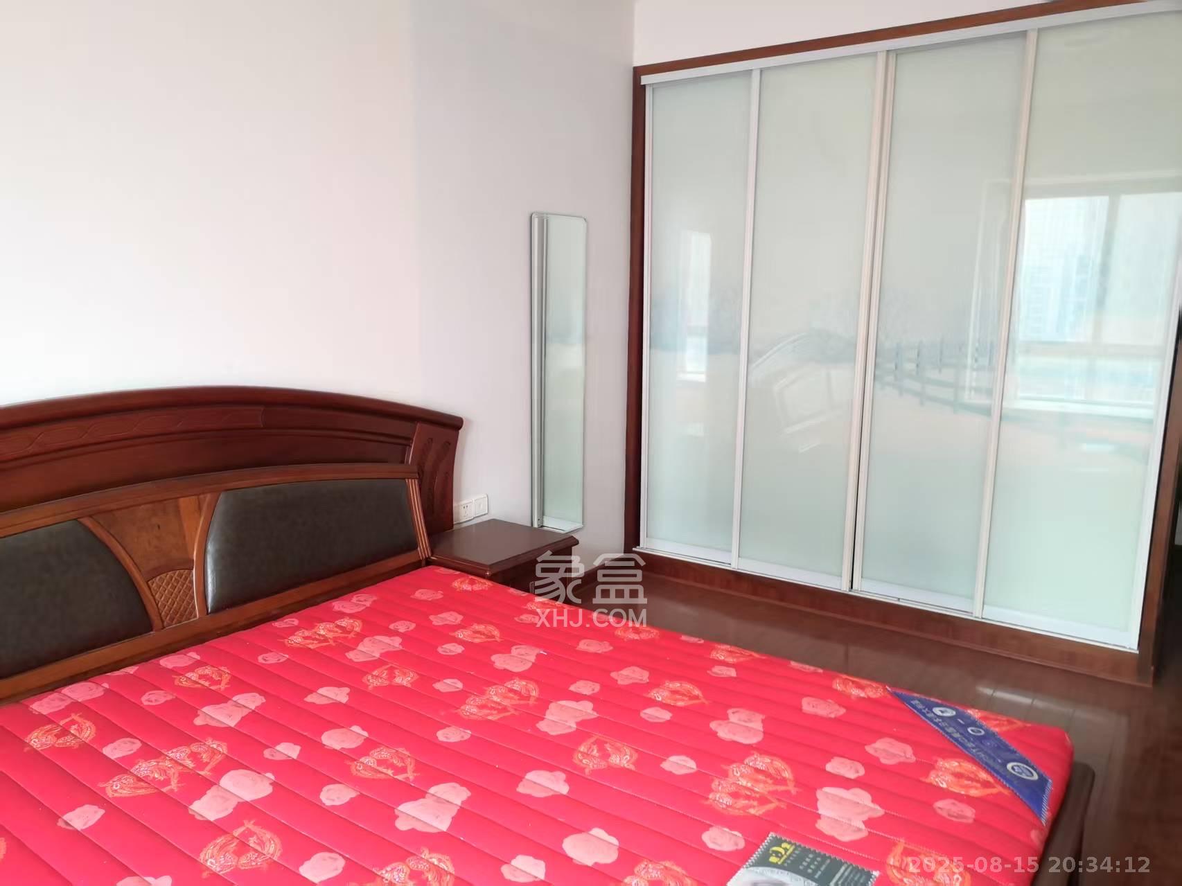 陶然居  4室2厅2卫    2500.0元/月室内图