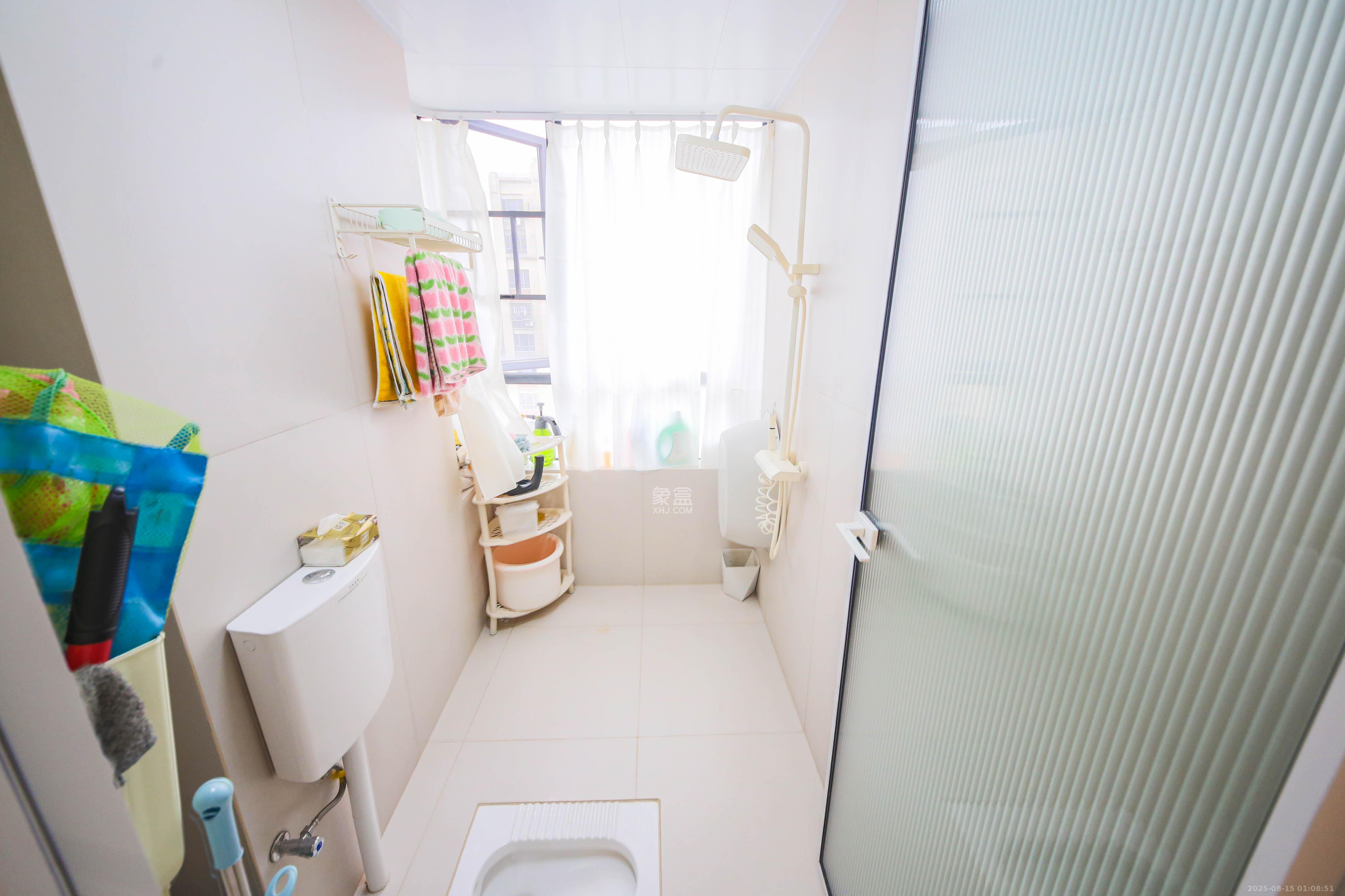 嘉福长安郡(融信澜悦、嘉福好美家园) 3室2厅2卫 141.8万 嘉福长安郡(融信澜悦、嘉福好美家园) 3室2厅2卫 141.8万卫生间