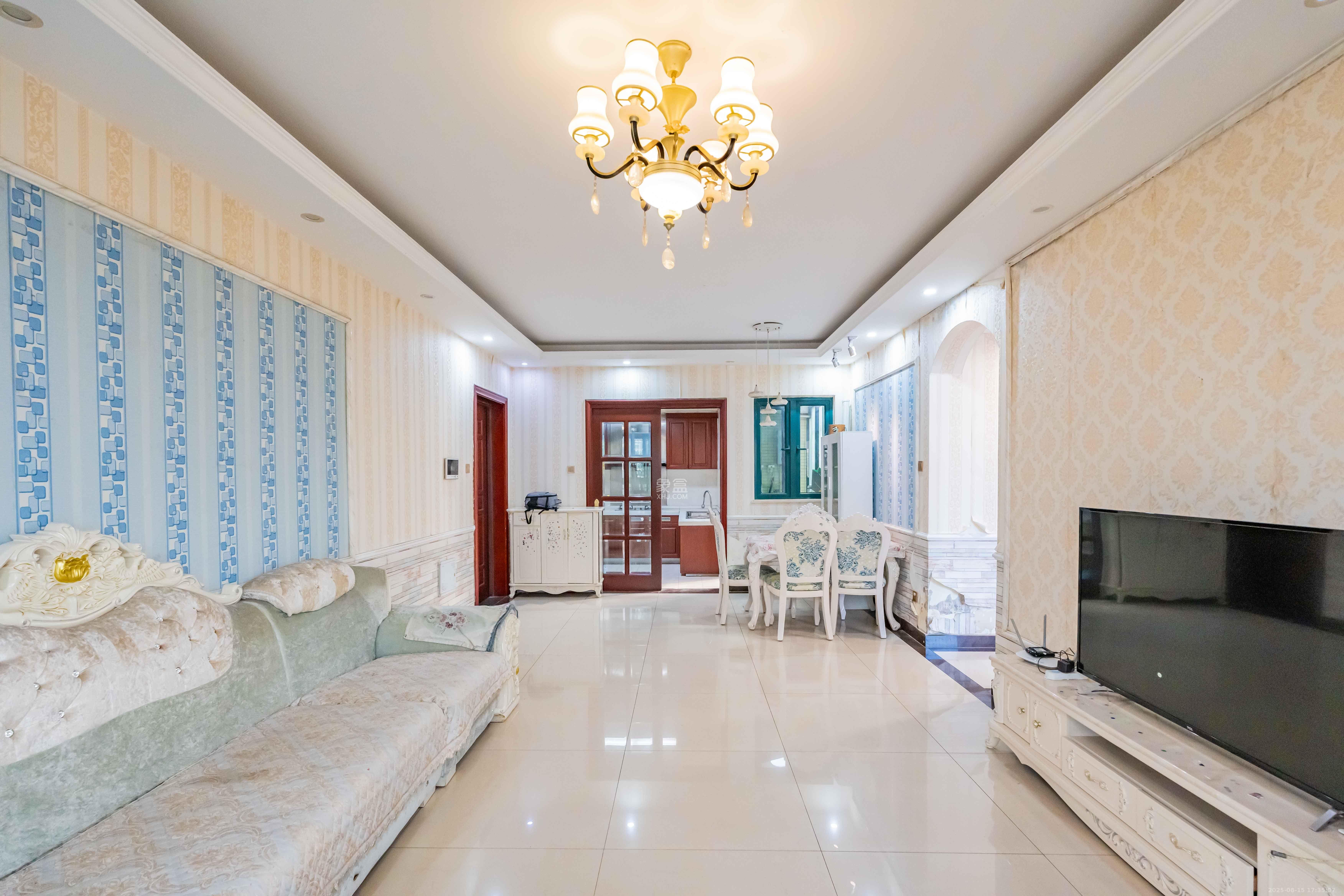 恒大雅苑  3室2厅1卫    2700.0元/月室内图