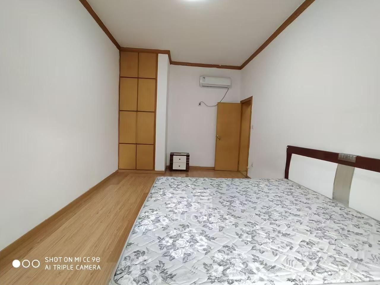 湖南省军供总站（民政厅单位宿舍）  3室2厅1卫   2400.00元/月室内图