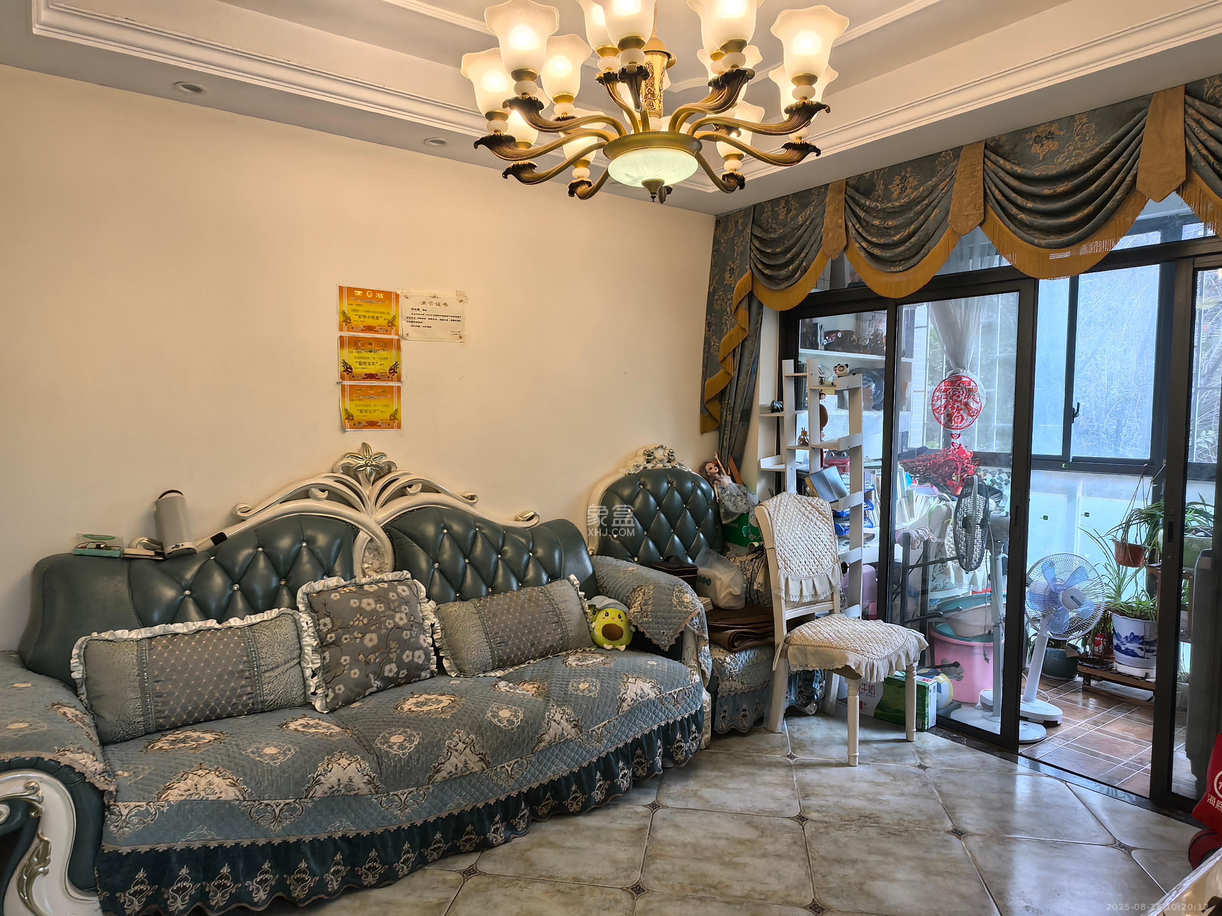 恒基凯旋门一二期  3室2厅1卫    2080.0元/月室内图