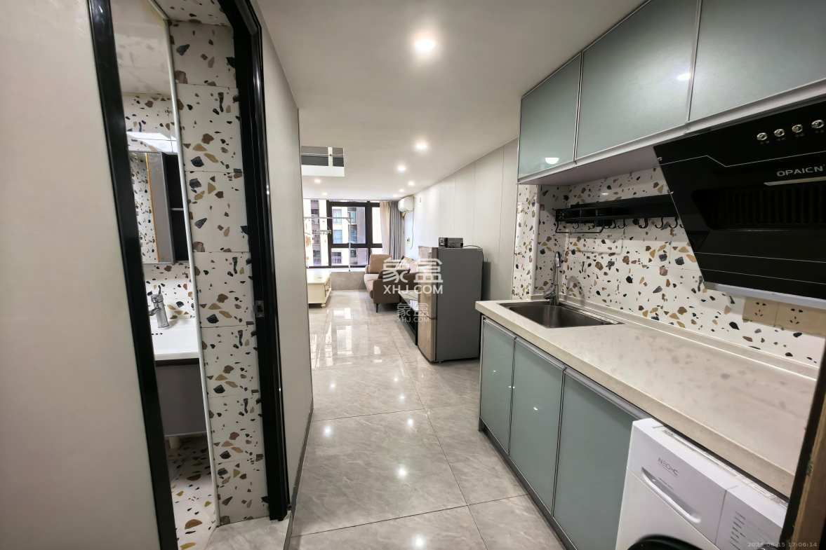 建发央玺(建发泱玺雅苑) 1室2厅1卫 2300.0元/月 建发央玺(建发泱玺雅苑) 1室2厅1卫 2300.0元/月室内图