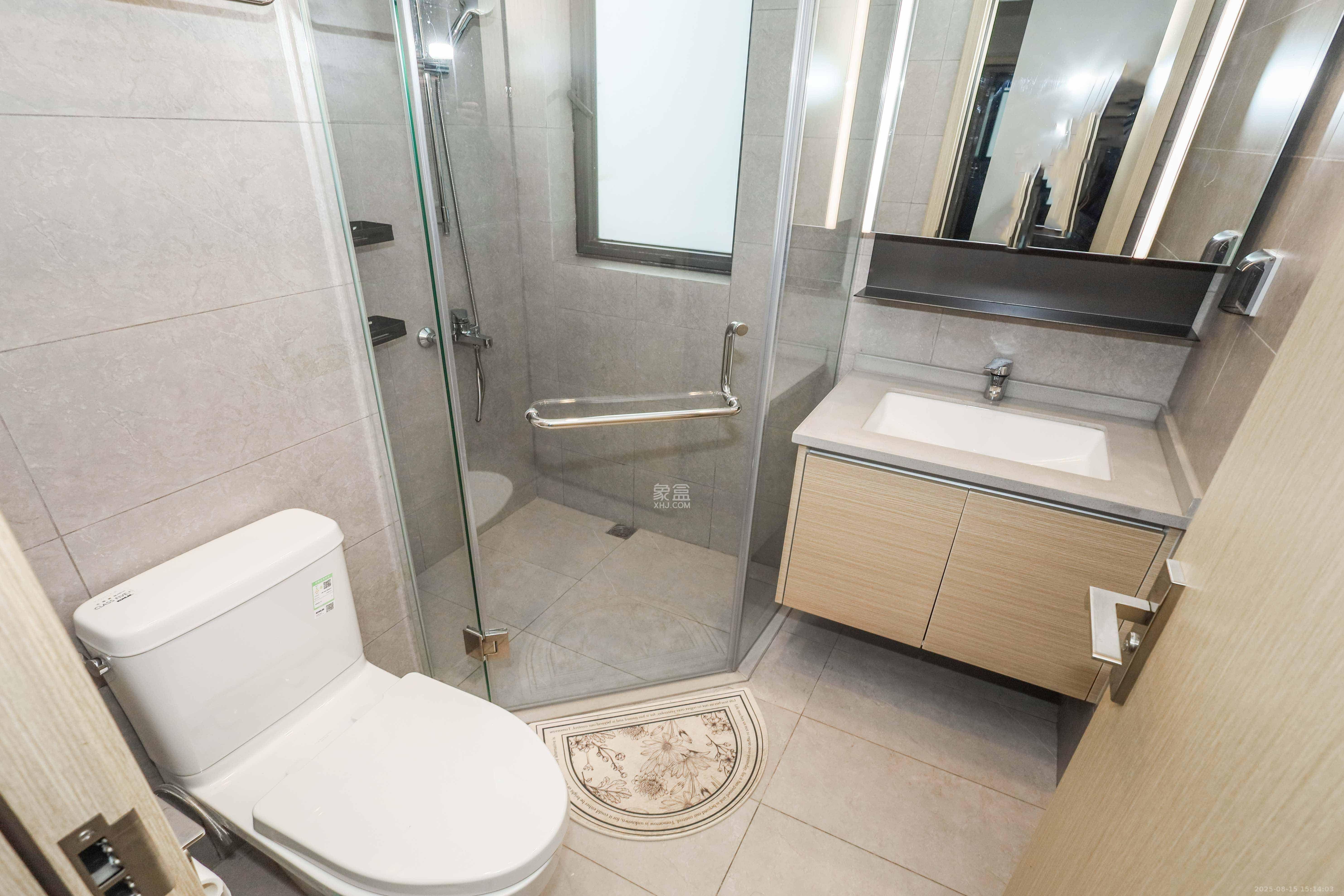 时代梅溪领峰  3室2厅2卫    4500.0元/月室内图