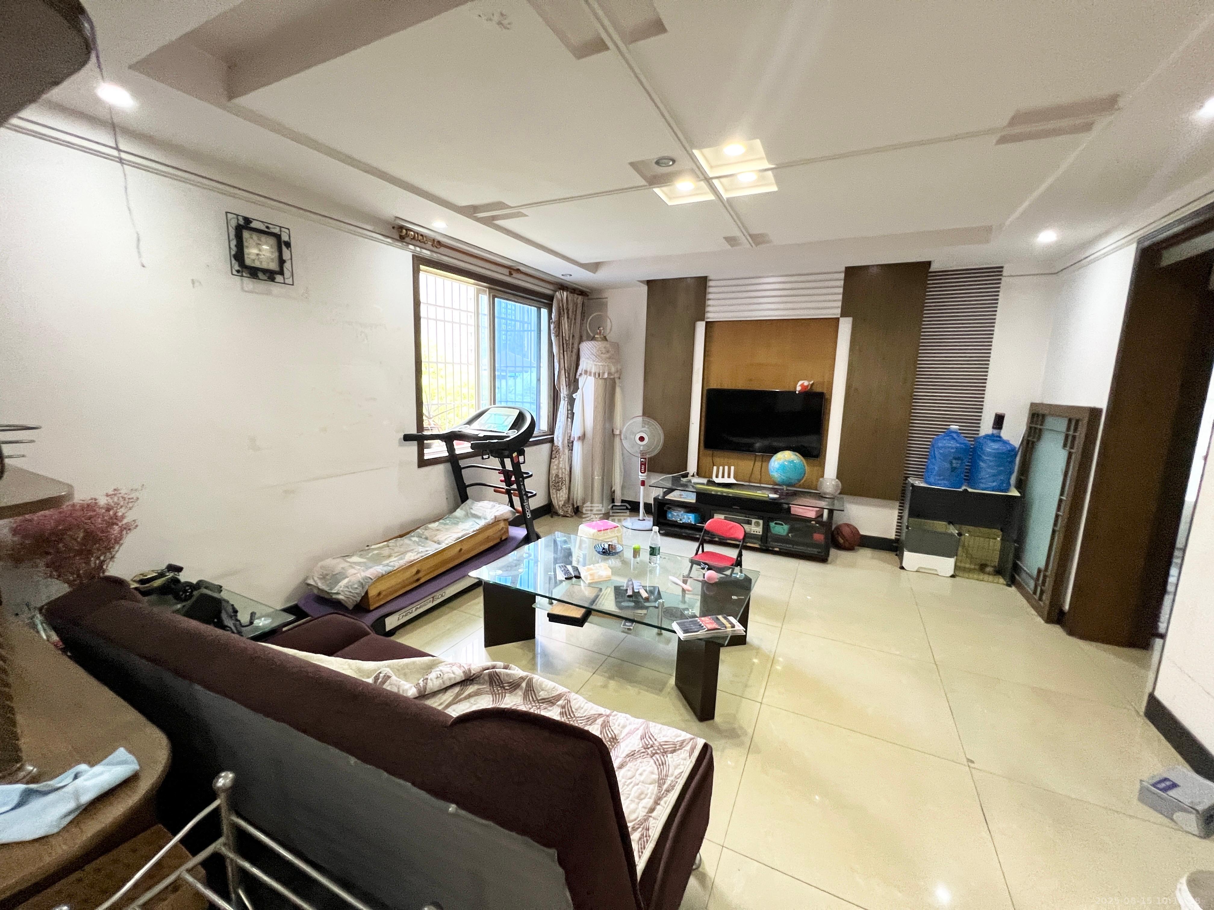 湘博楼  3室2厅2卫   2200.00元/月室内图