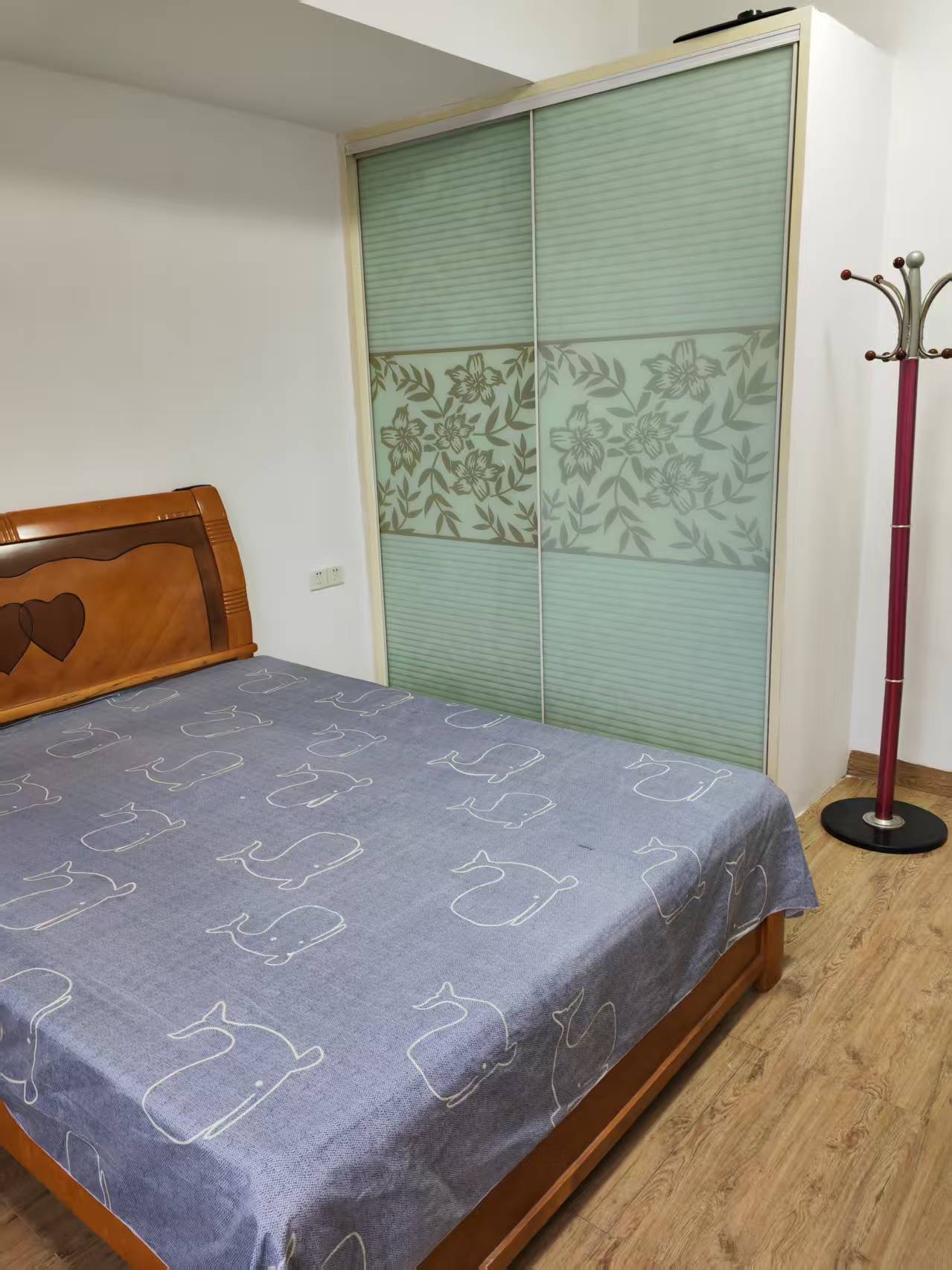 冠都现代城（冠都幸福彼岸）  1室1厅1卫   1000.00元/月
