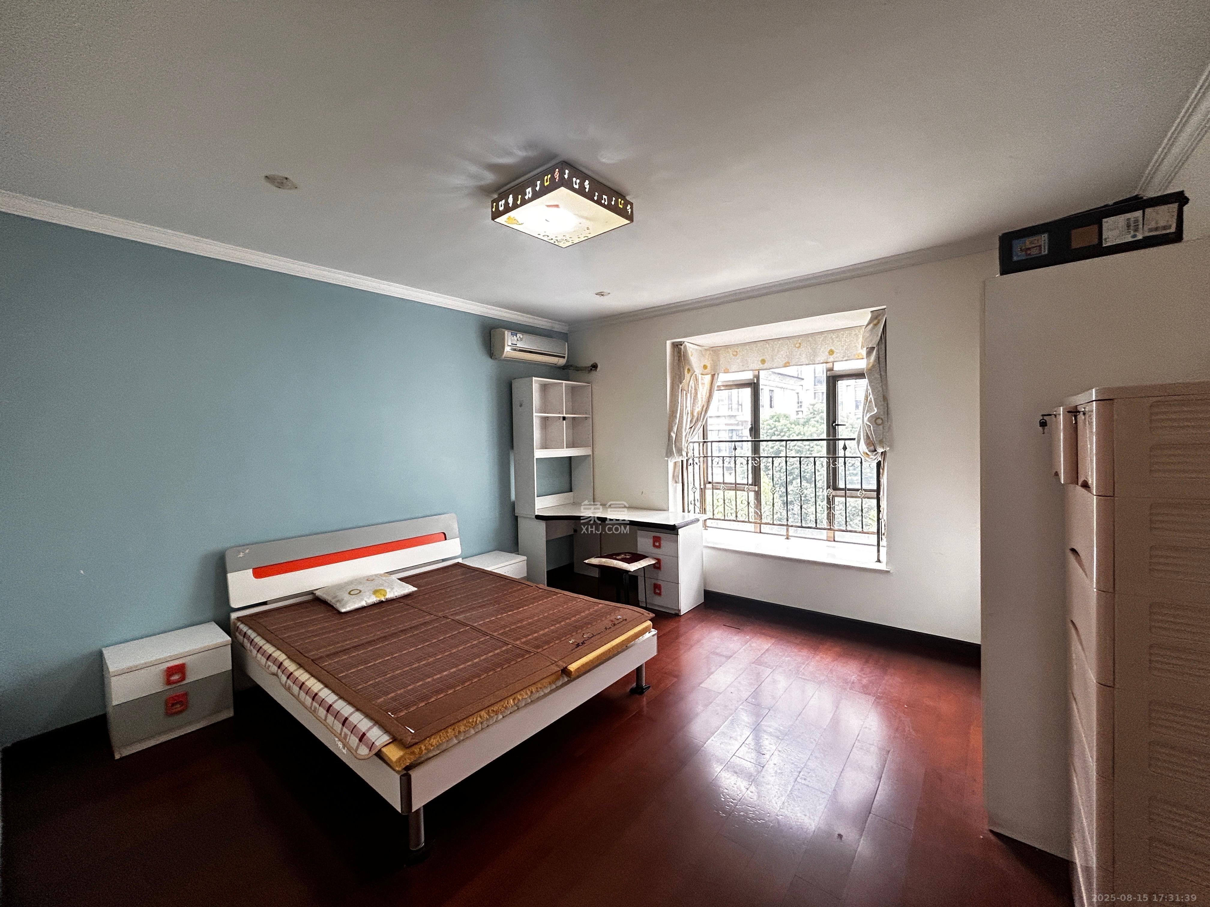 江山帝景雅典  3室2厅2卫    2200.0元/月 江山帝景雅典  3室2厅2卫    2200.0元/月室内图