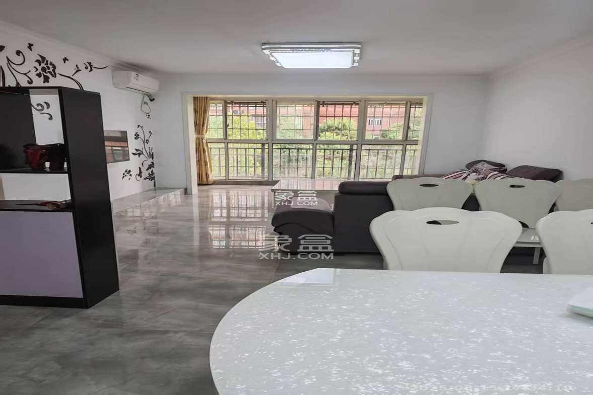 凯富南方鑫城  3室2厅1卫    2500.0元/月 凯富南方鑫城  3室2厅1卫    2500.0元/月室内图