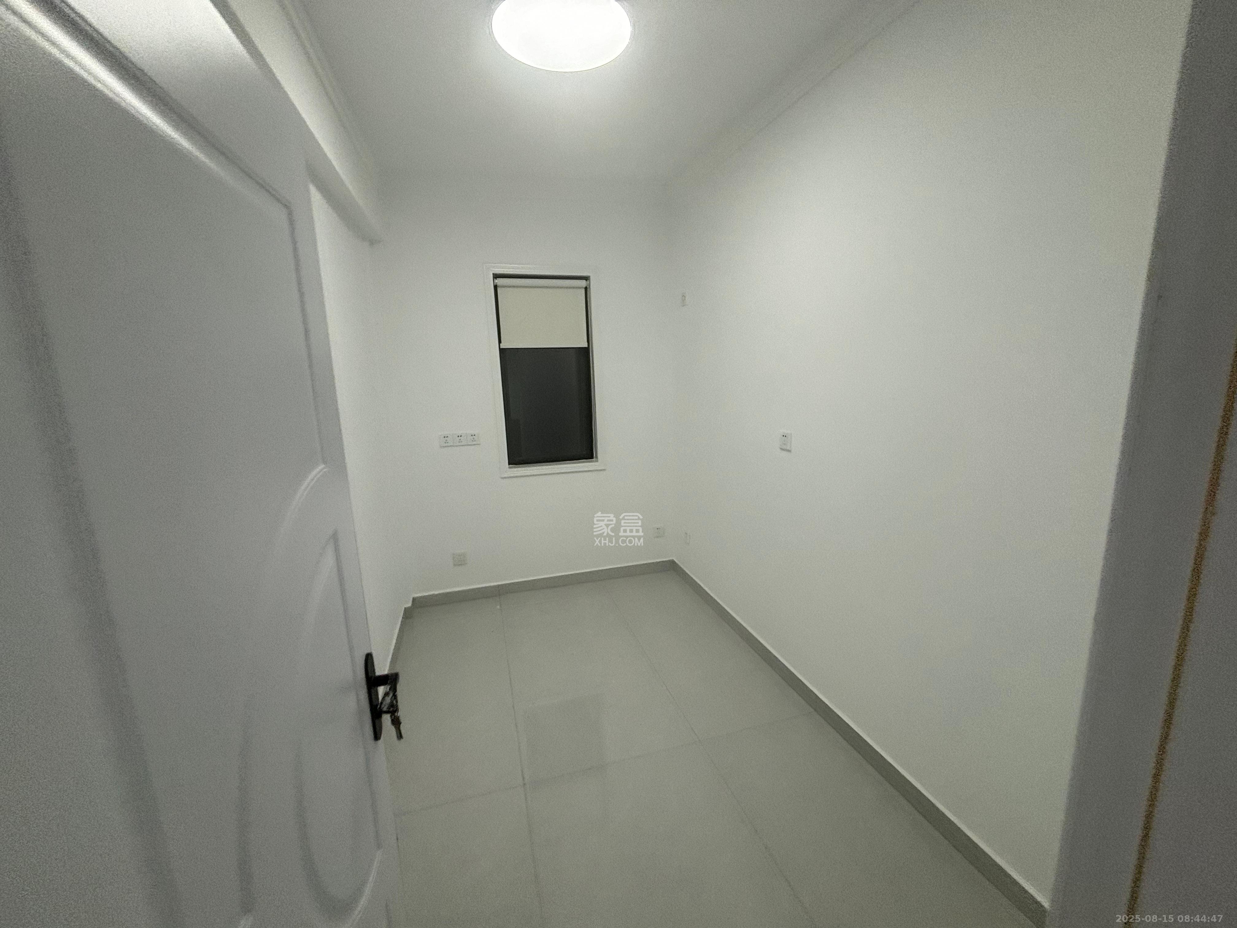 五一大道202(中环壹世界)  3室2厅1卫    3500.0元/月 五一大道202(中环壹世界)  3室2厅1卫    3500.0元/月室内图