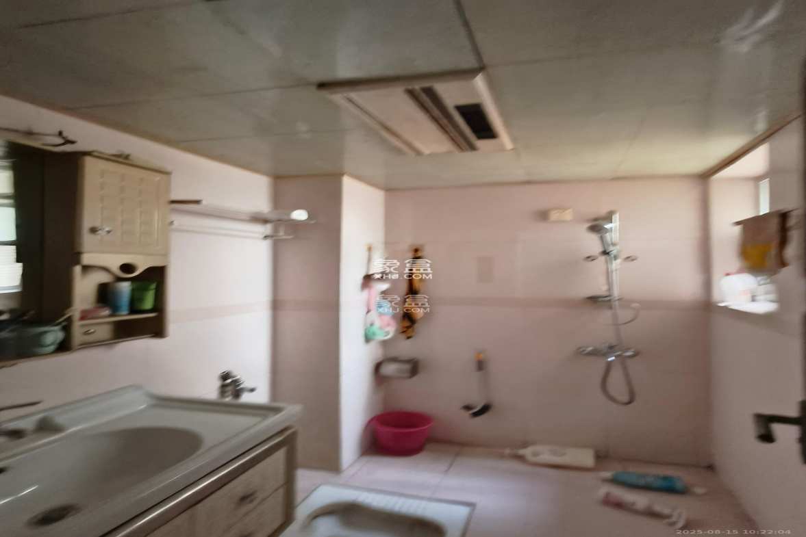 锦湘国际星城一期(锦美苑)  4室2厅2卫    2600.0元/月 锦湘国际星城一期(锦美苑)  4室2厅2卫    2600.0元/月室内图