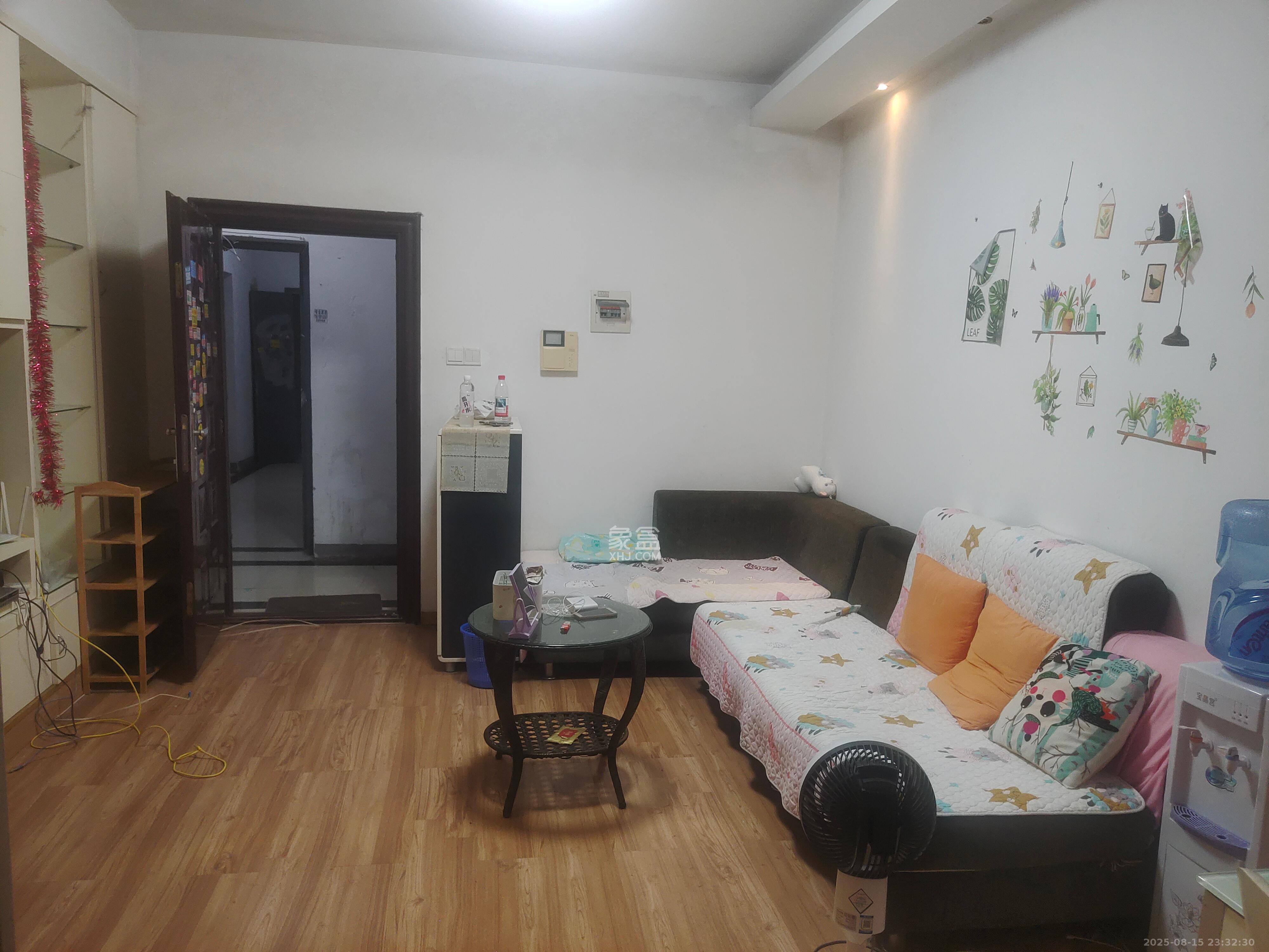 恒盛世家 1室1厅1卫 1500.0元/月 恒盛世家 1室1厅1卫 1500.0元/月室内图