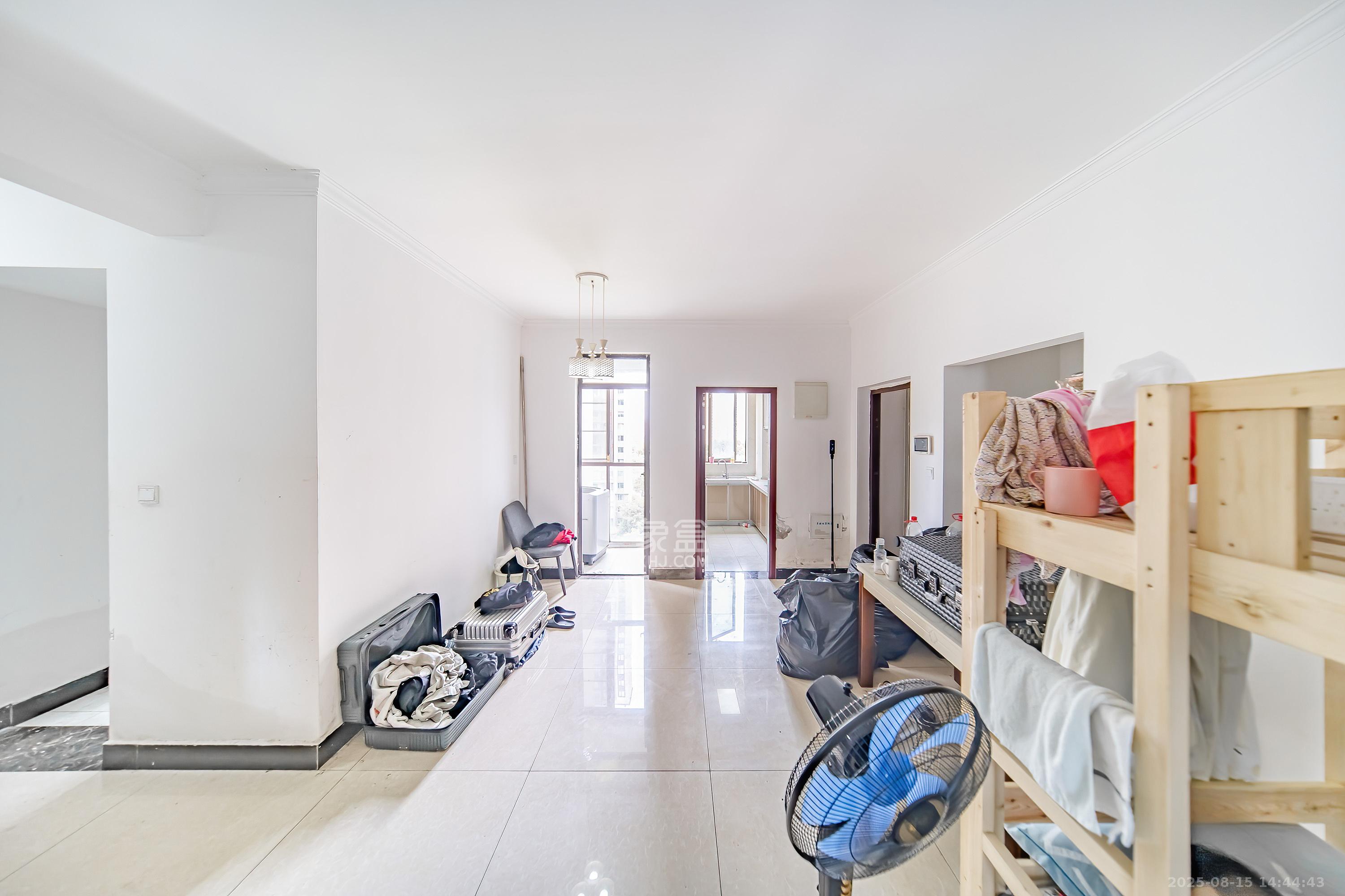 奥克斯滨仕花园(奥克斯洋湖广场/奥克斯中心)  3室2厅2卫    123.0万 奥克斯滨仕花园(奥克斯洋湖广场/奥克斯中心)  3室2厅2卫    123.0万其他