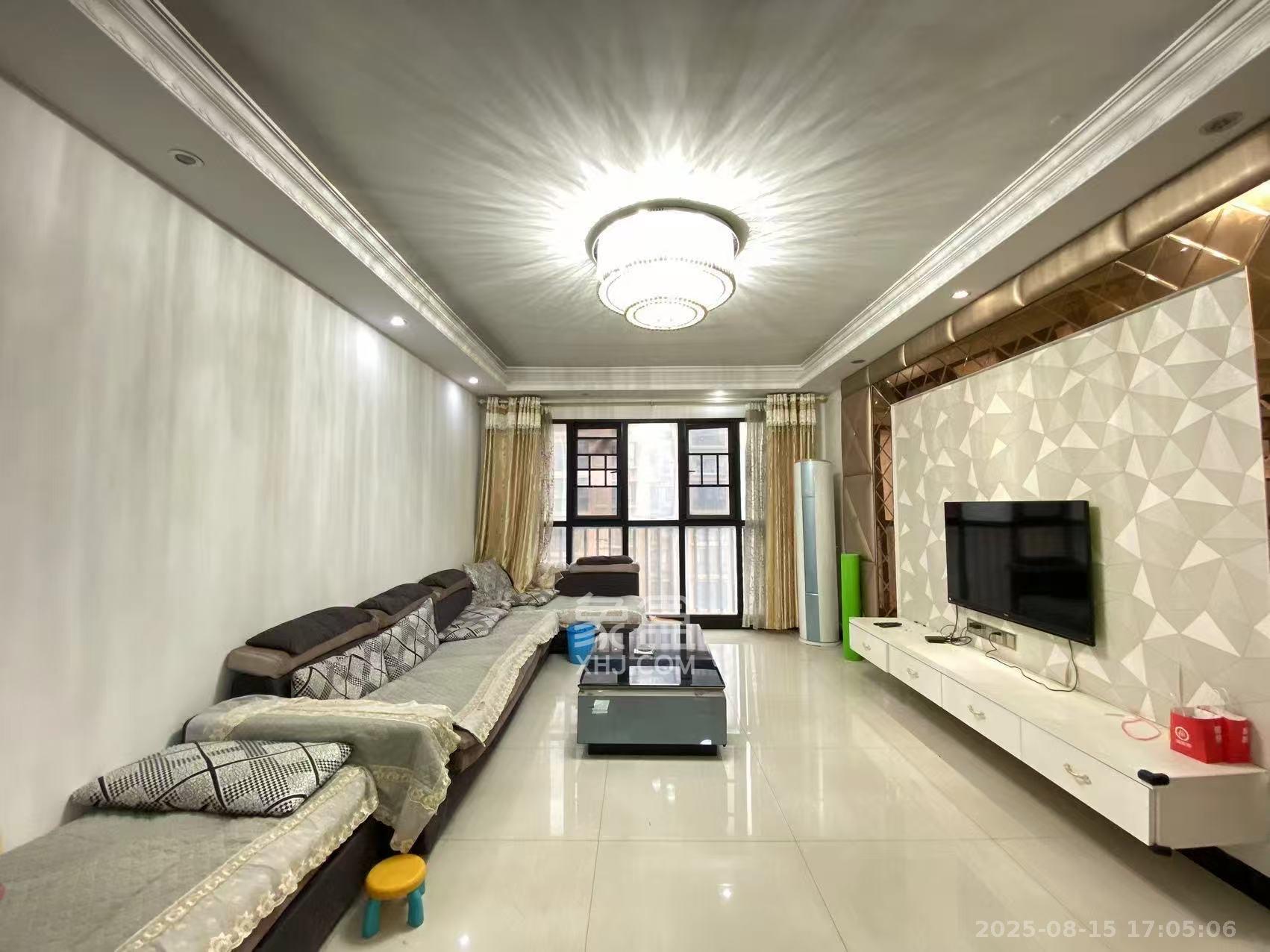 麓谷明珠  4室2厅1卫    3200.0元/月 麓谷明珠  4室2厅1卫    3200.0元/月室内图