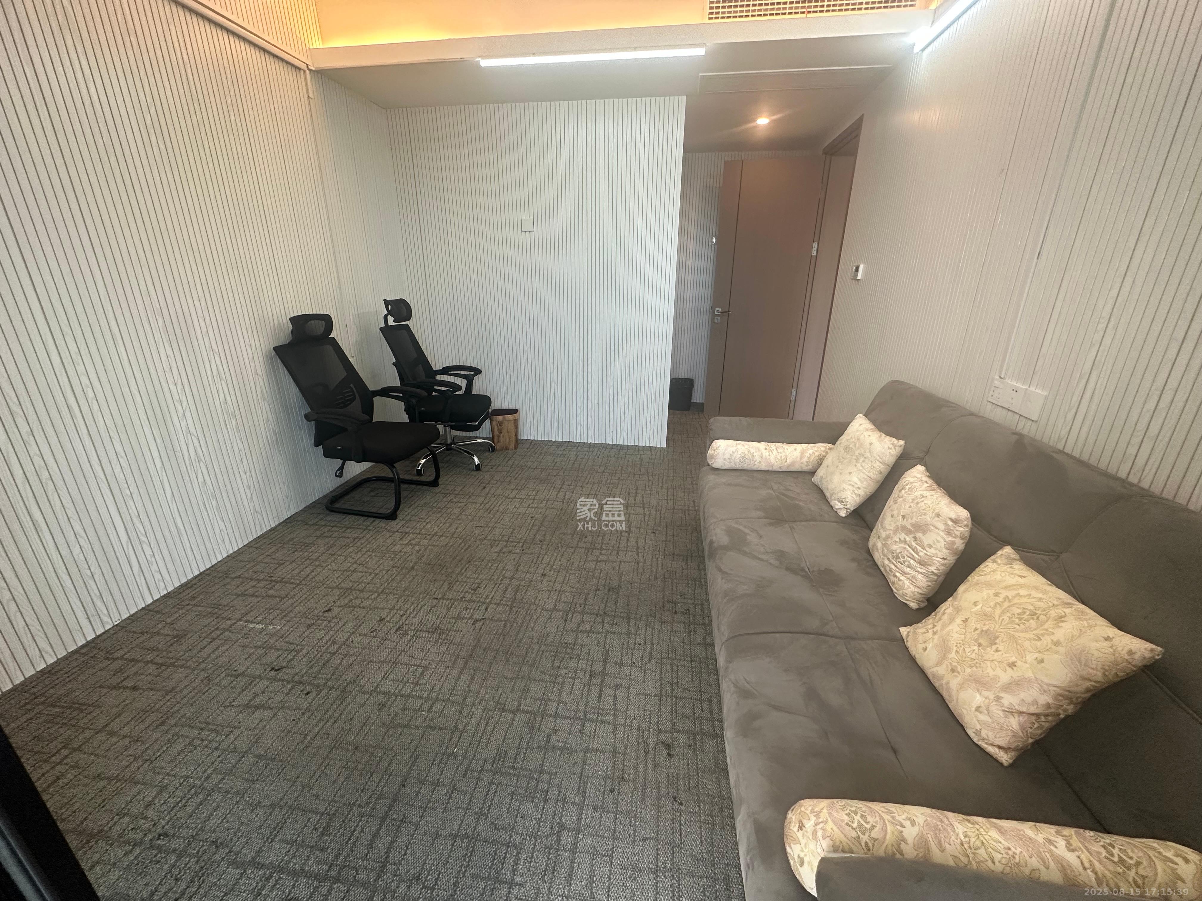 金茂建发观悦  3室2厅2卫   3500.00元/月室内图