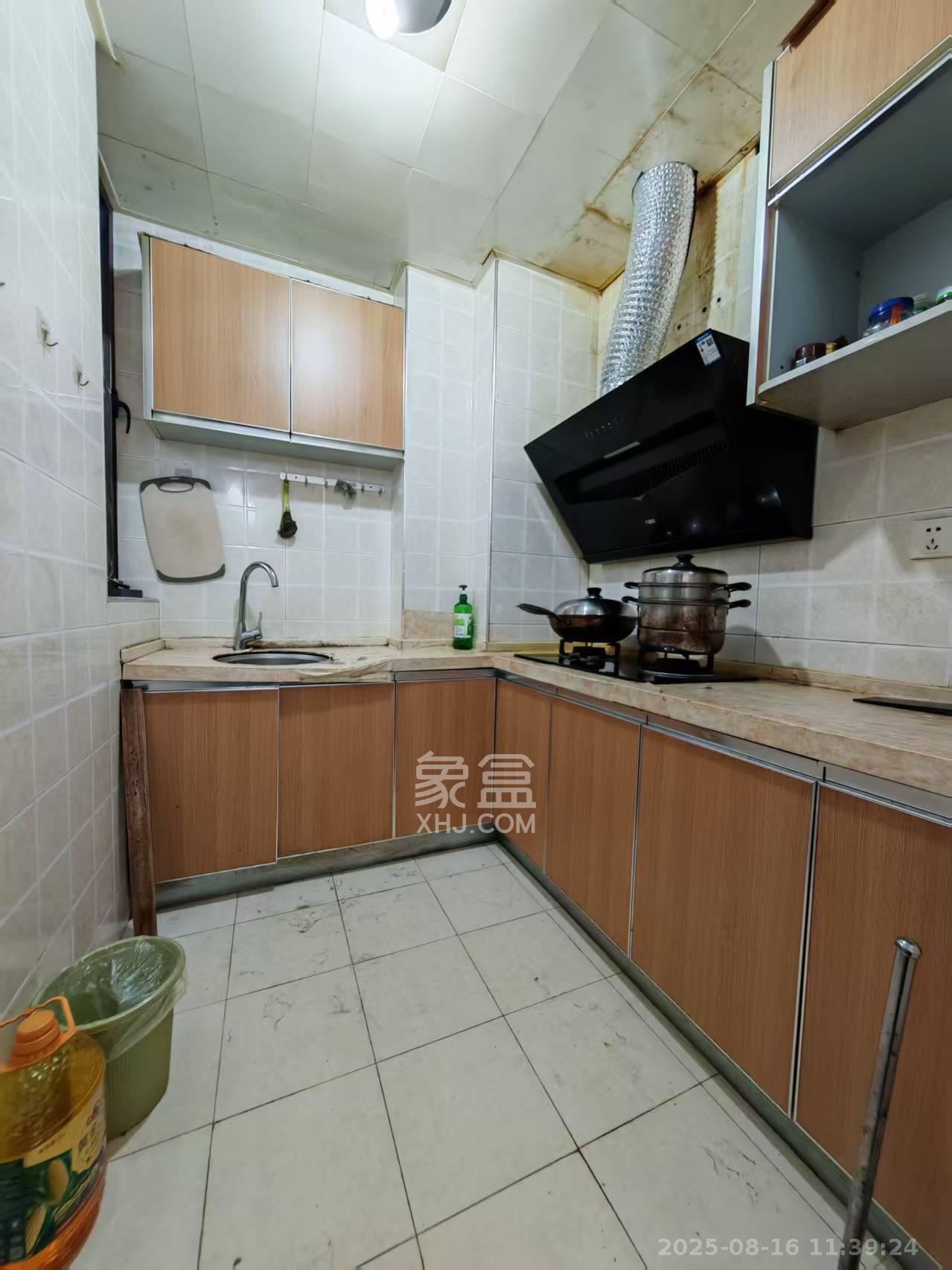 南枫时光  3室2厅1卫    2500.0元/月室内图