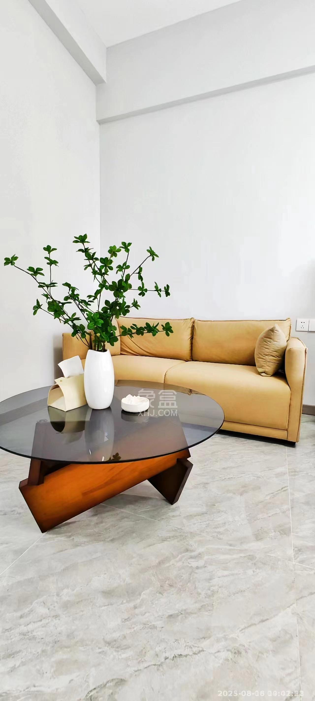 朗廷览江 1室1厅1卫 1600.0元/月 朗廷览江 1室1厅1卫 1600.0元/月室内图