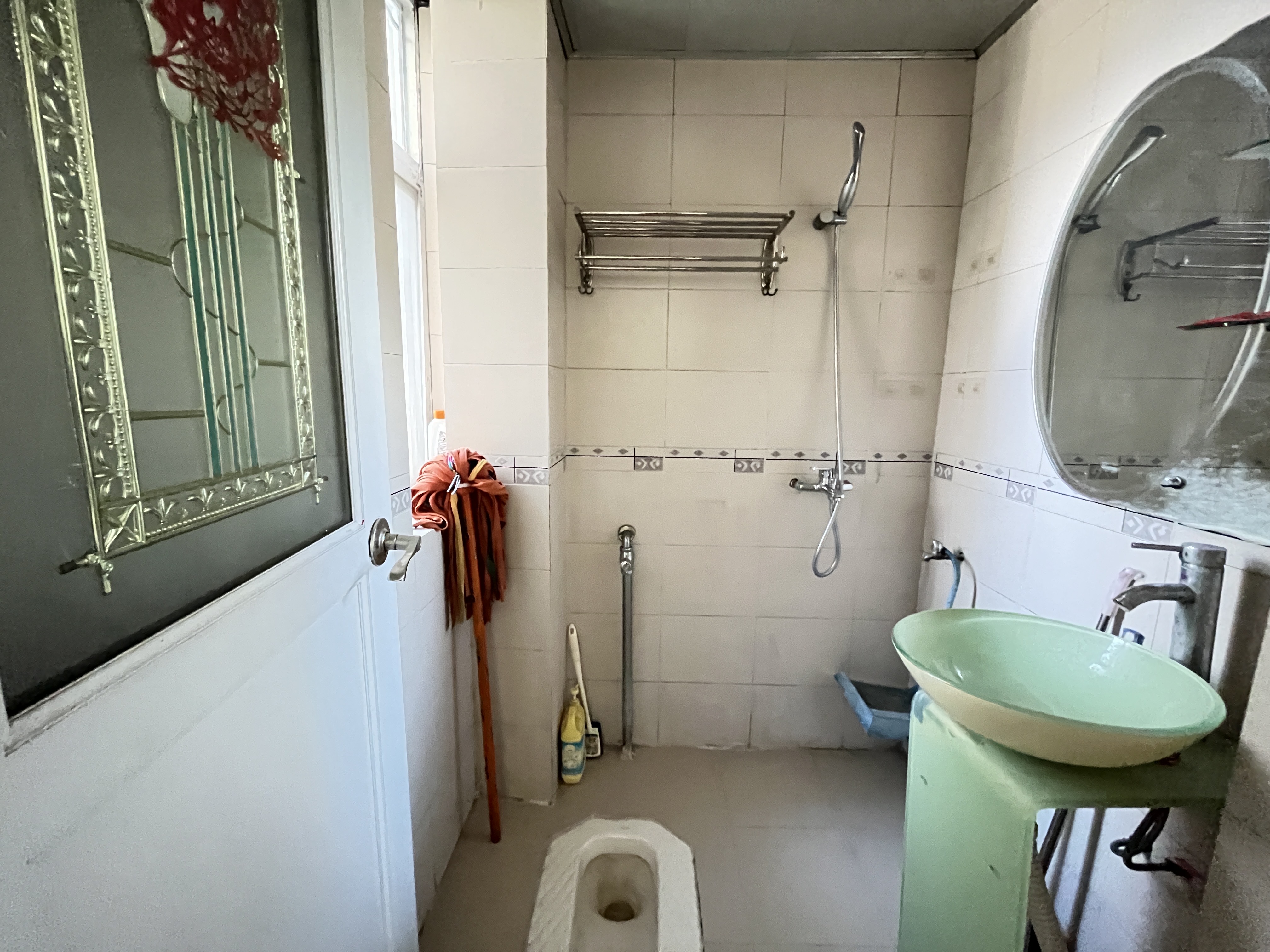 月亮湾一期 1室0厅0卫 1400.0元/月 月亮湾一期 1室0厅0卫 1400.0元/月室内图