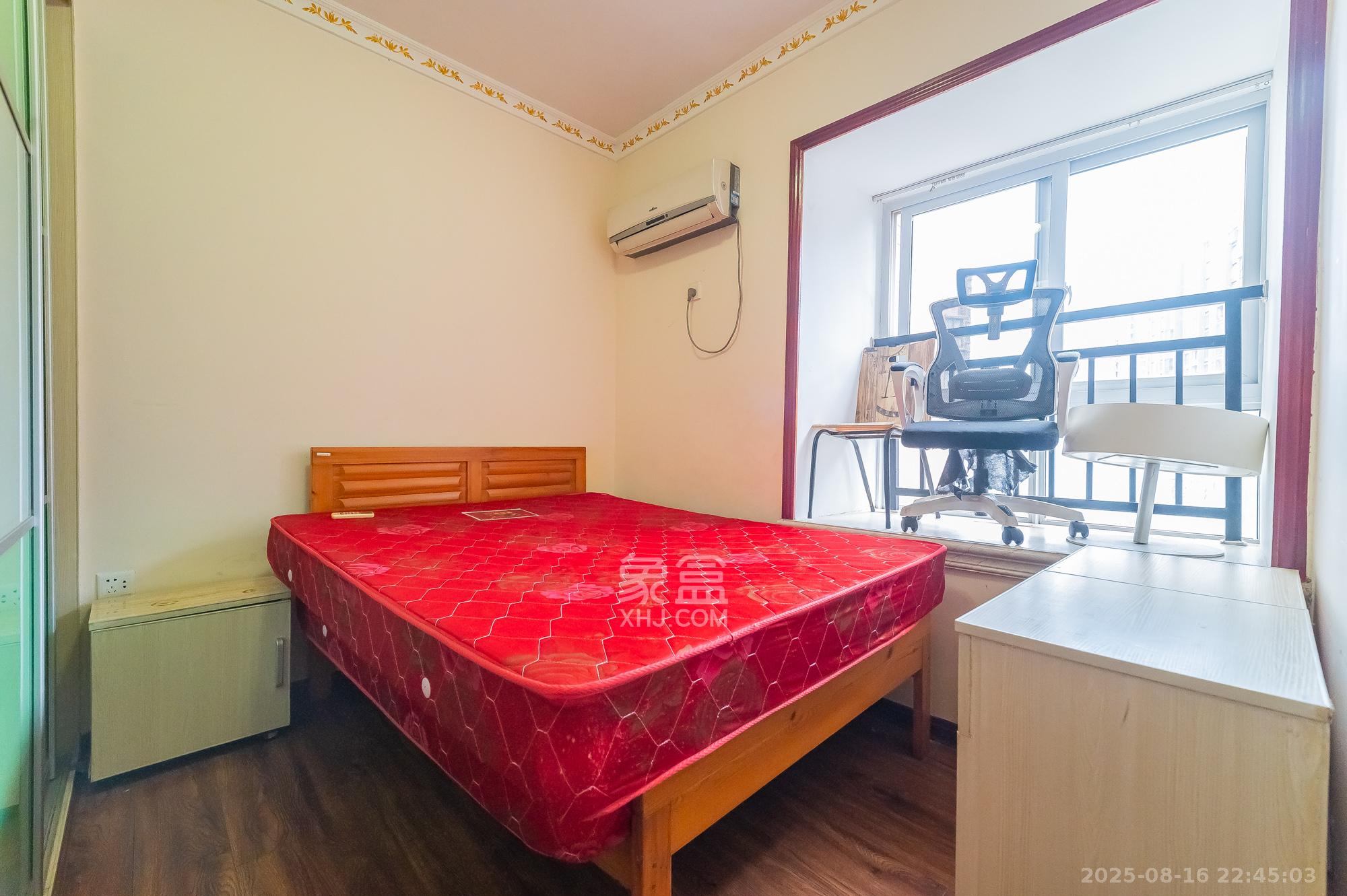 东方航标 2室2厅1卫 49.8万 东方航标 2室2厅1卫 49.8万卧室