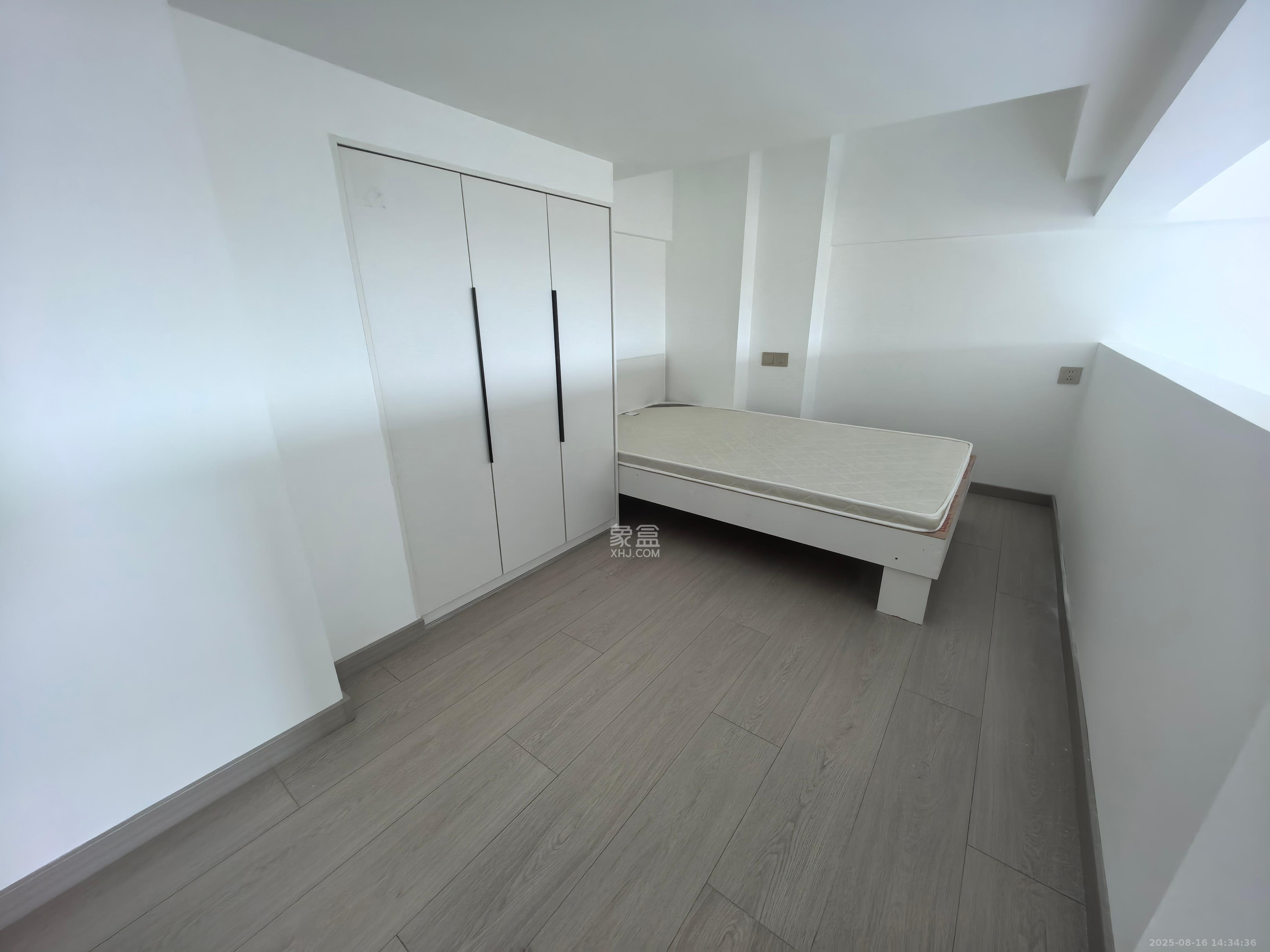 中建嘉和城  2室2厅1卫   2100.00元/月室内图