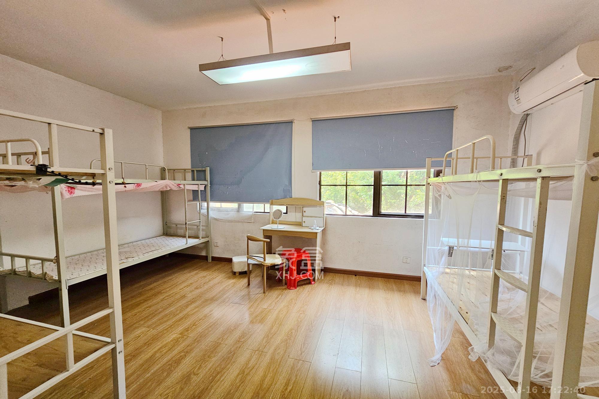 融科檀香山(融科紫檀、香山国际) 4室2厅1卫 4000.0元/月 融科檀香山(融科紫檀、香山国际) 4室2厅1卫 4000.0元/月室内图