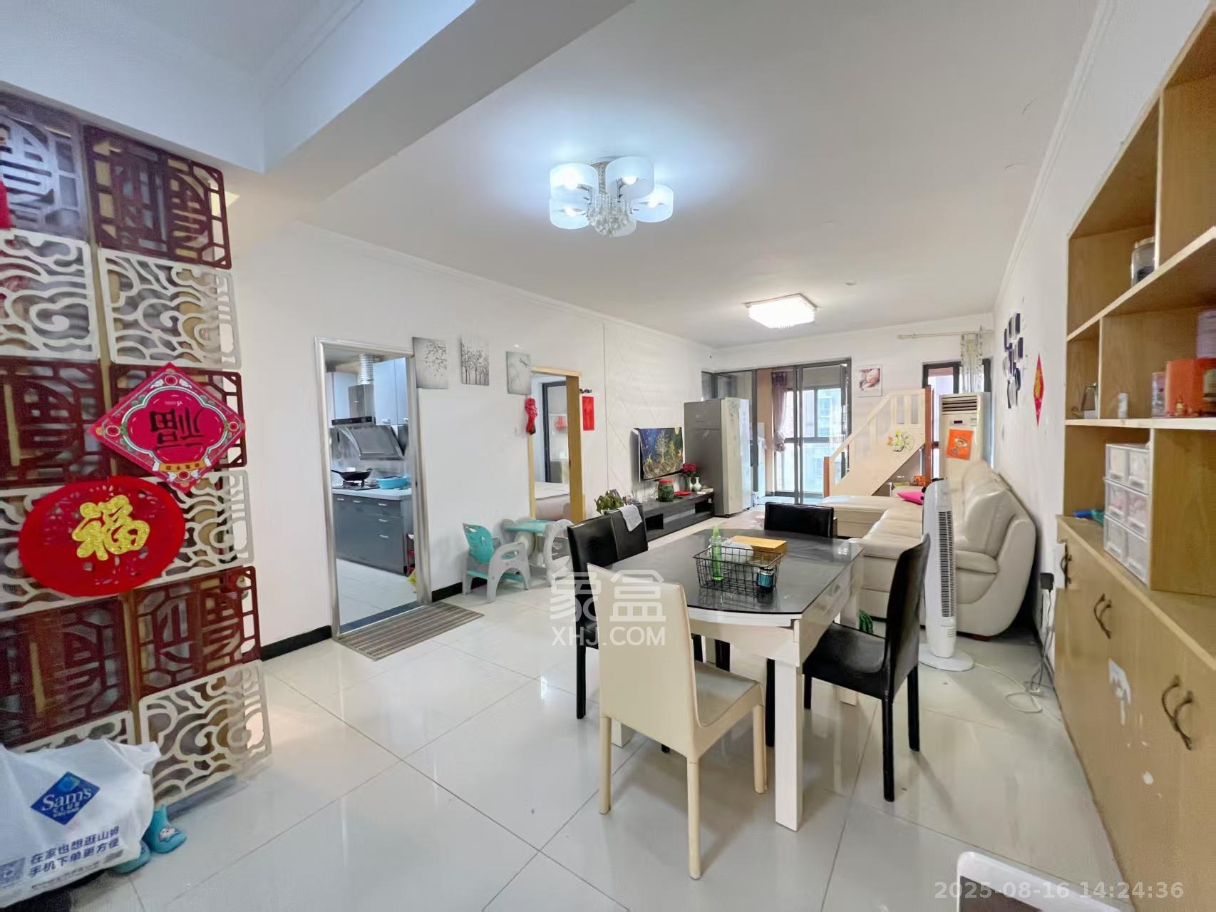 中城丽景香山园 3室2厅1卫 3300.0元/月 中城丽景香山园 3室2厅1卫 3300.0元/月室内图