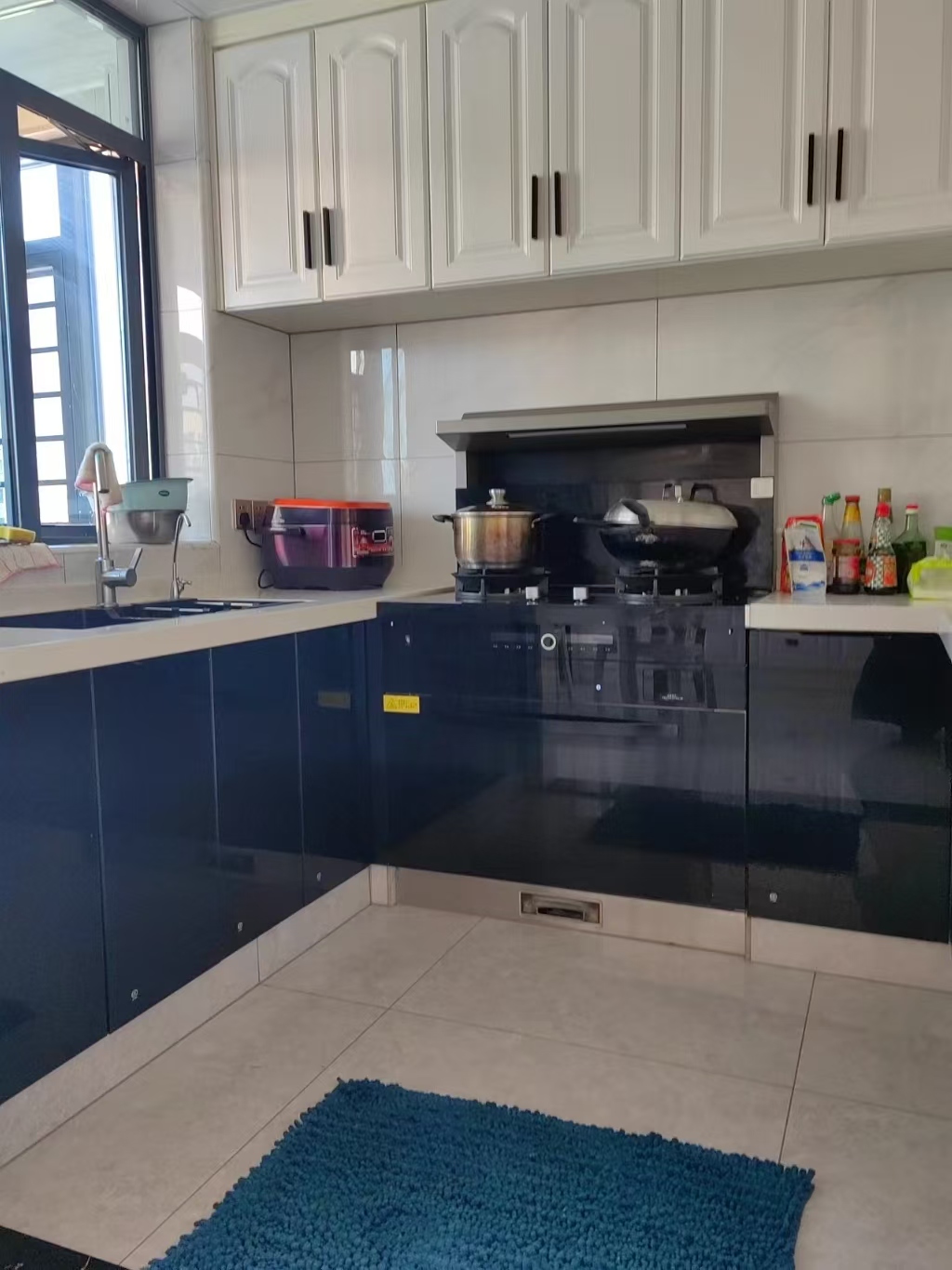 百弘学府城 3室2厅2卫 2000.0元/月 百弘学府城 3室2厅2卫 2000.0元/月室内图