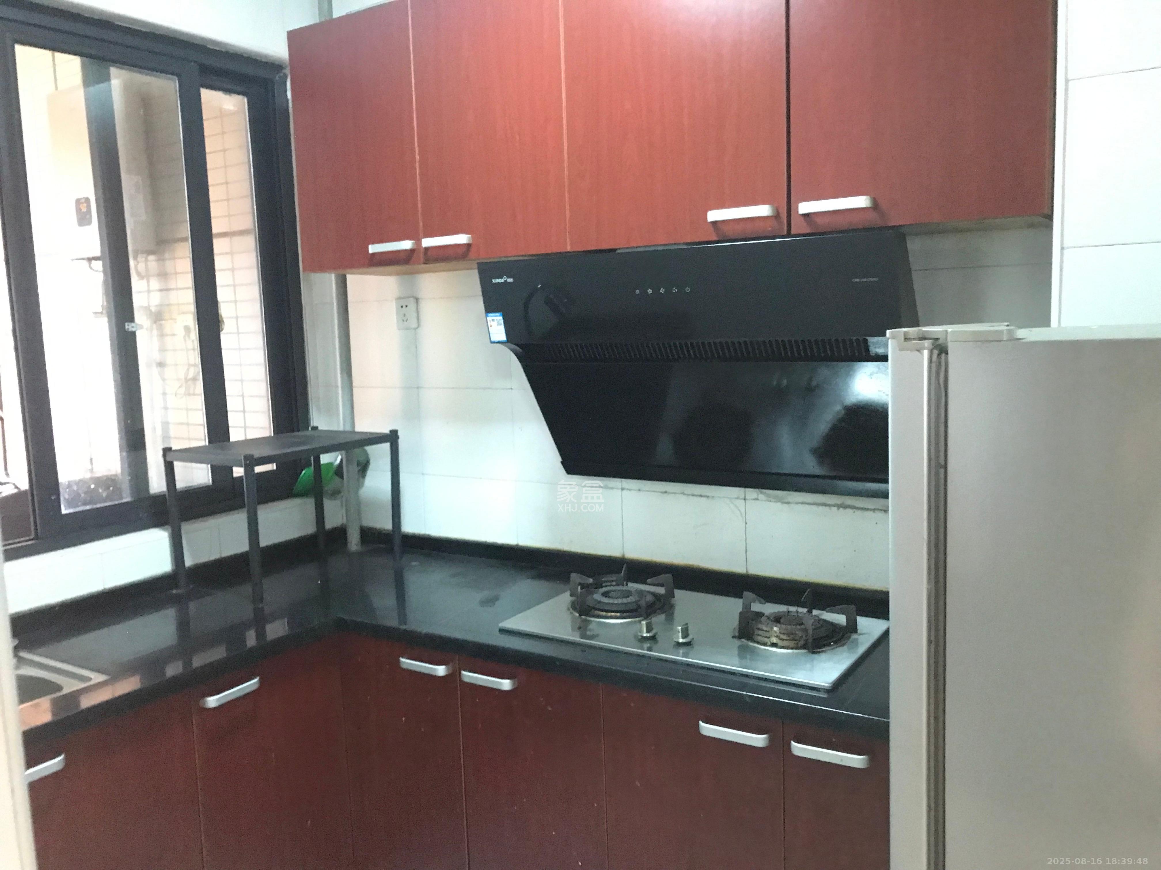 尚都花园城 2室2厅1卫 1600.0元/月 尚都花园城 2室2厅1卫 1600.0元/月室内图